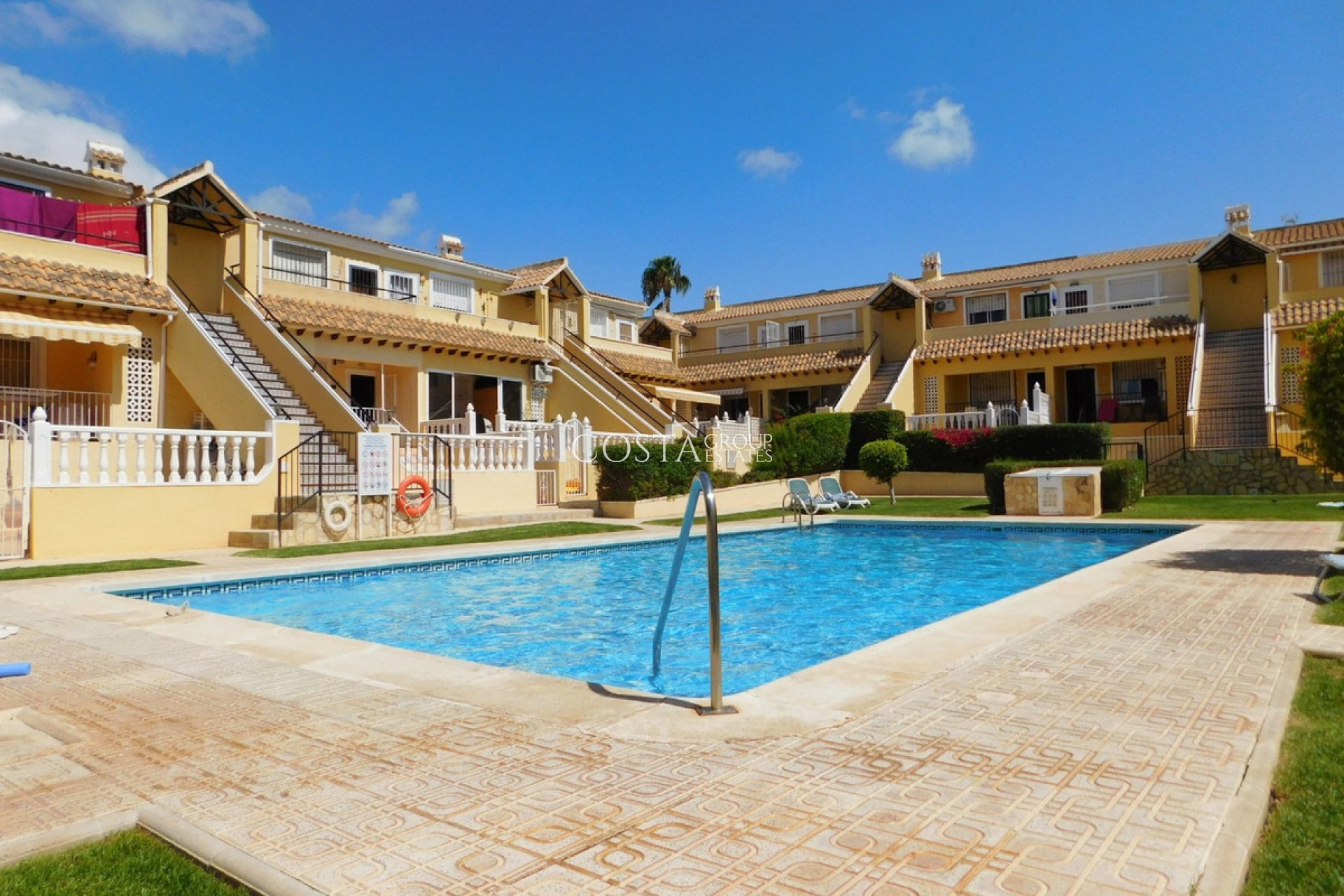 Odsprzedaż - Willa -
Orihuela Costa - Villamartin