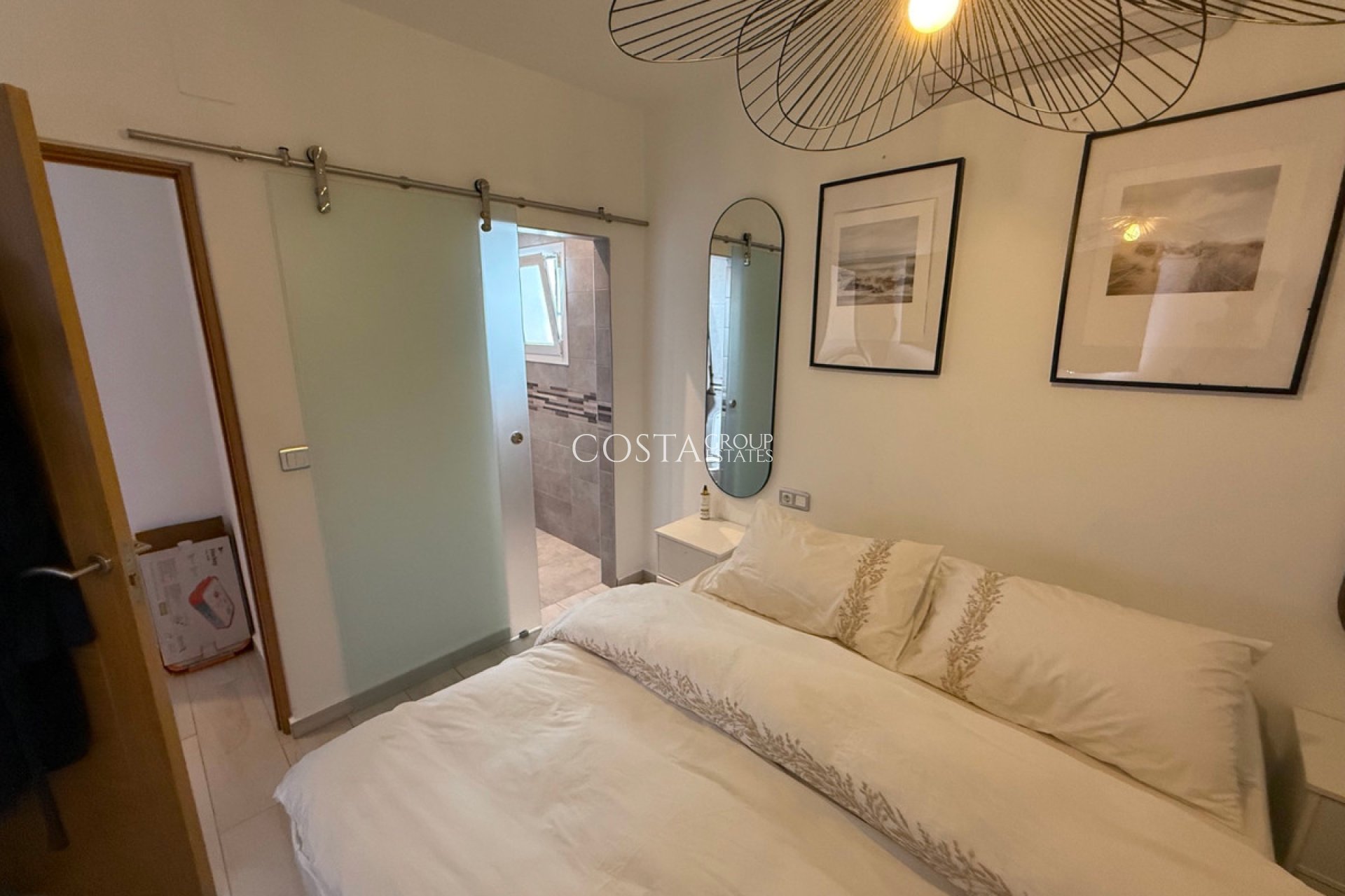 Odsprzedaż - Willa -
Orihuela Costa - Villamartin