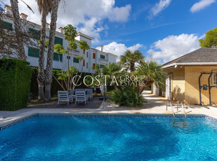 Odsprzedaż - Willa -
Orihuela Costa