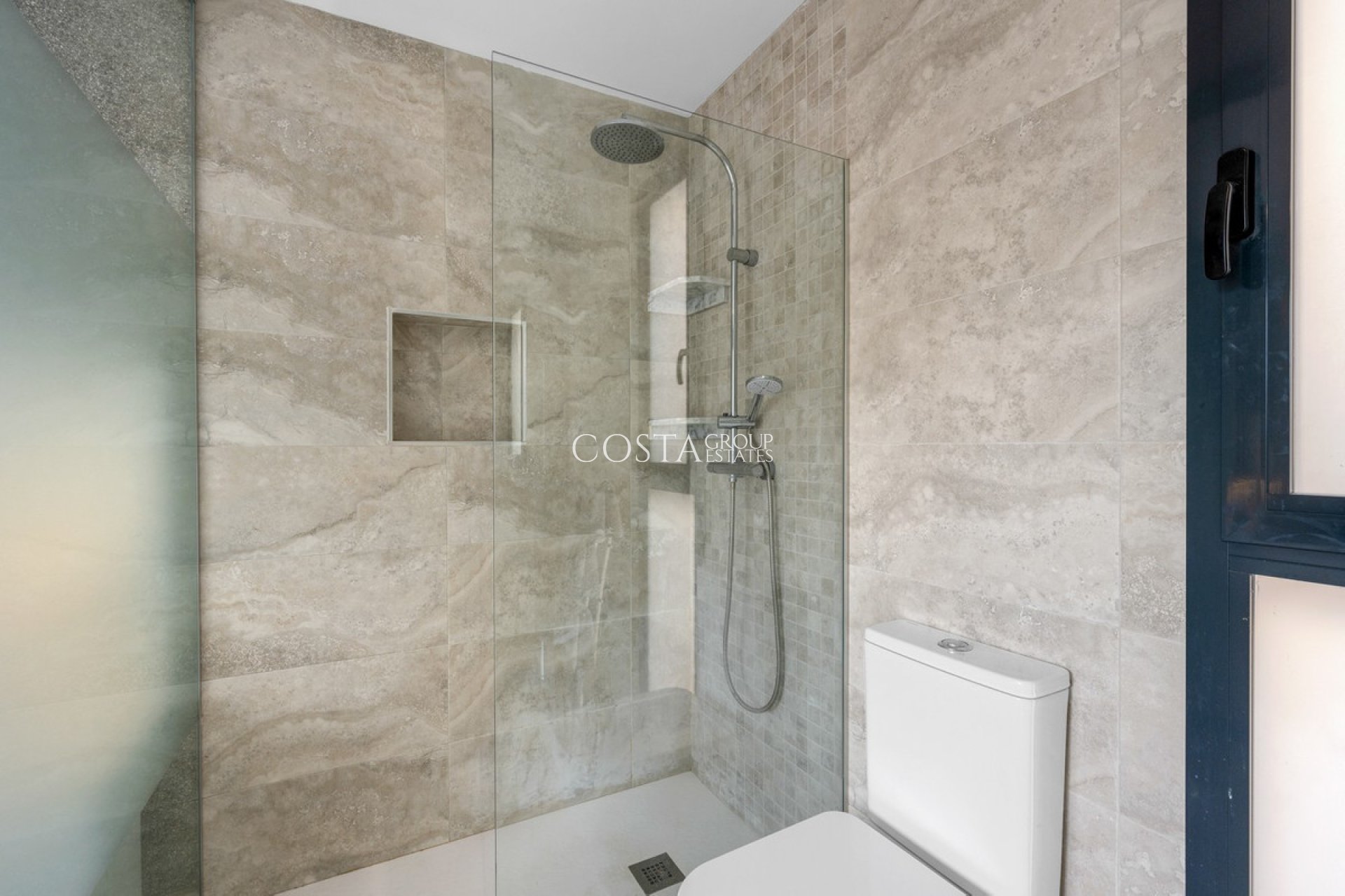 Odsprzedaż - Willa -
Orihuela Costa