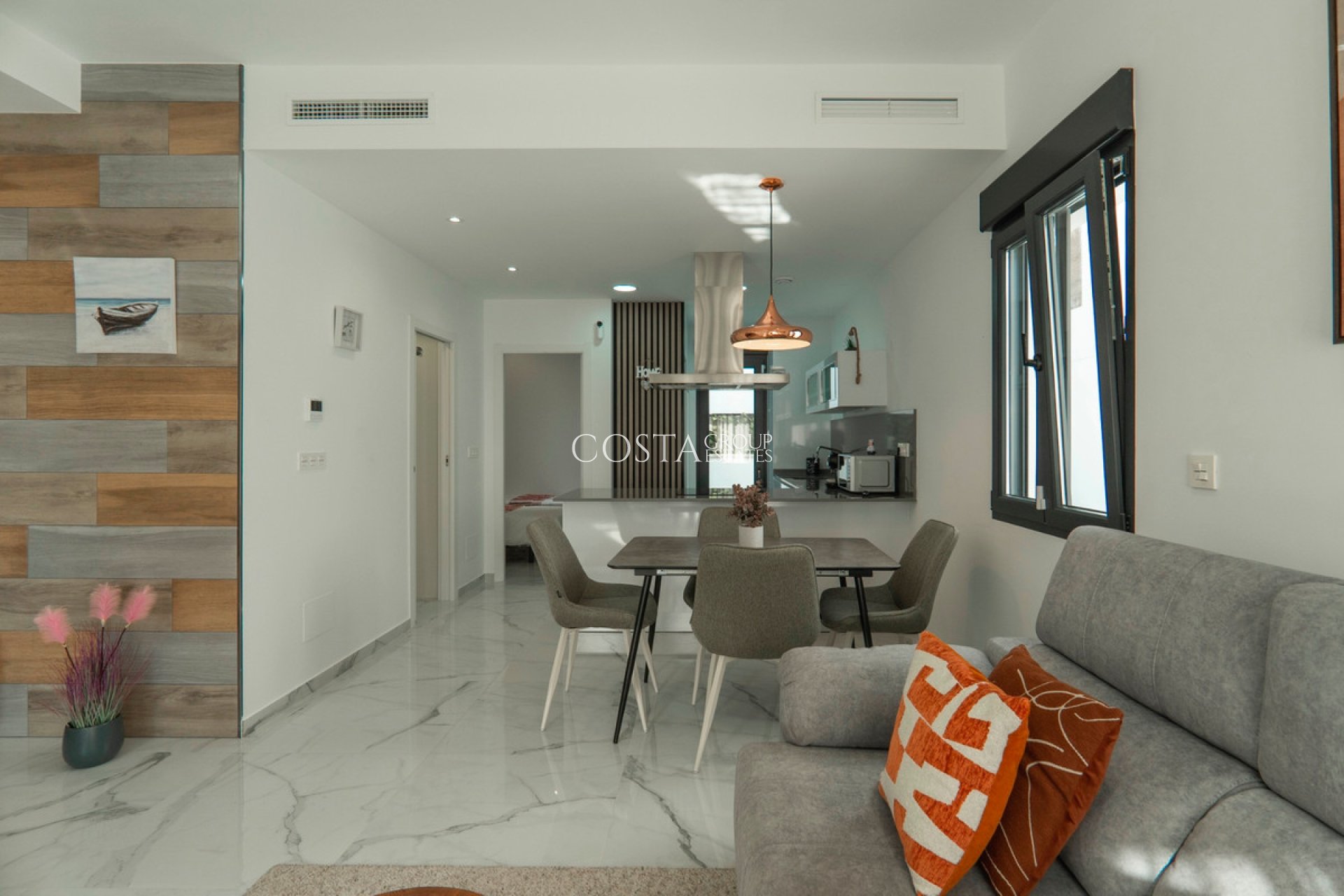 Odsprzedaż - Willa -
Orihuela - La Florida