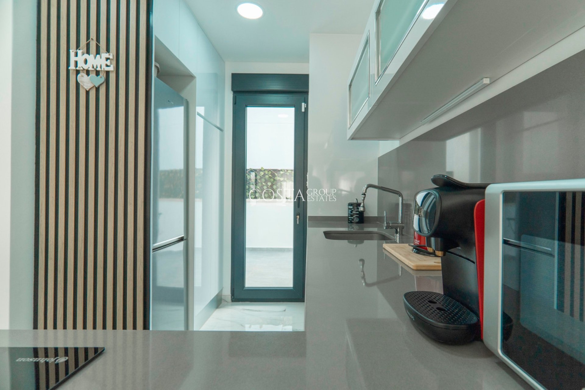 Odsprzedaż - Willa -
Orihuela - La Florida