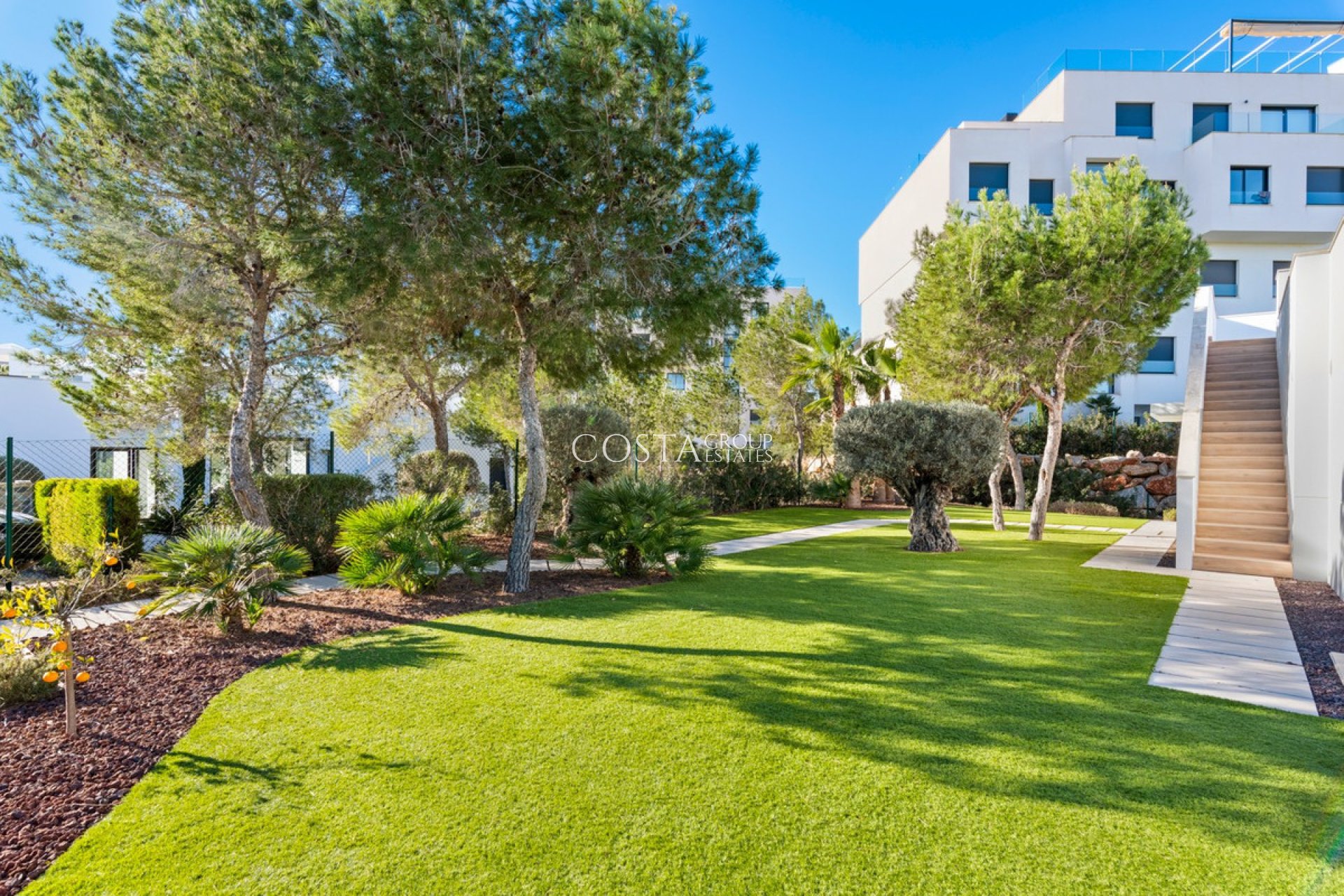 Odsprzedaż - Willa -
Orihuela - Las Colinas Golf