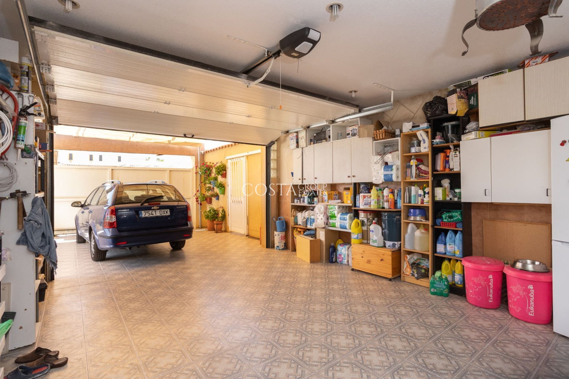 Odsprzedaż - Willa -
Orihuela - Los Altos