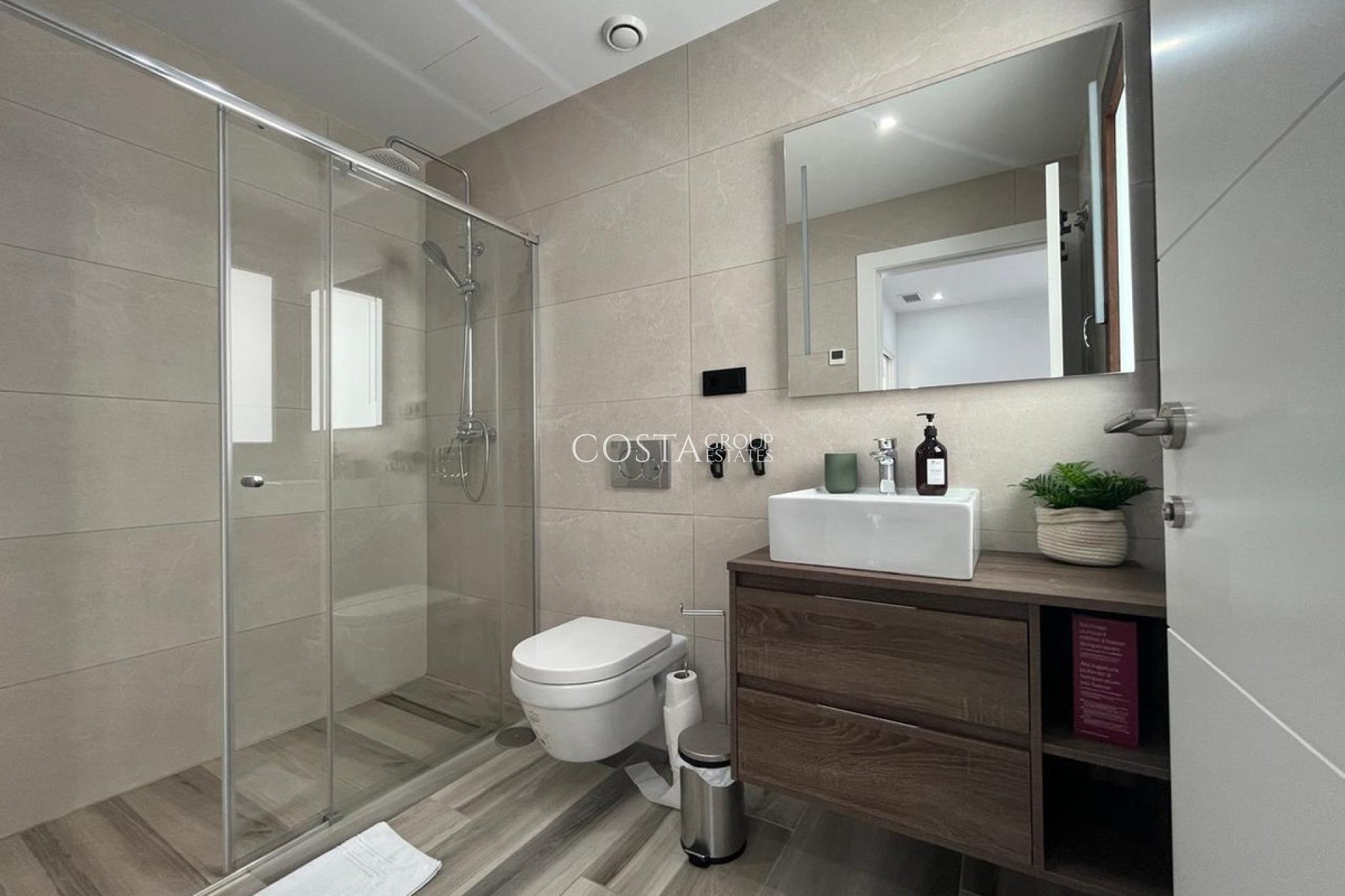 Odsprzedaż - Willa -
Orihuela - Los Balcones