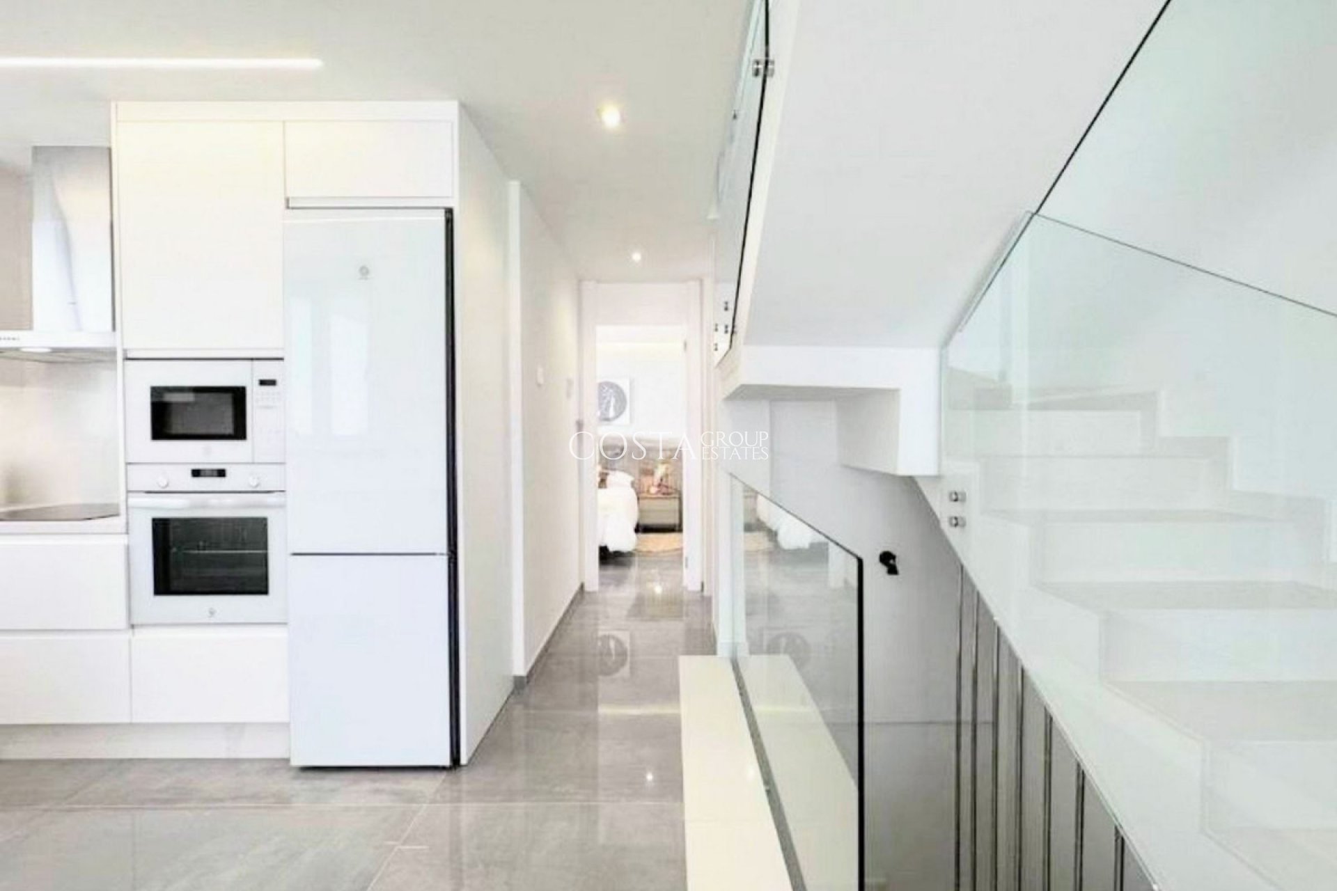 Odsprzedaż - Willa -
Orihuela - Los Balcones