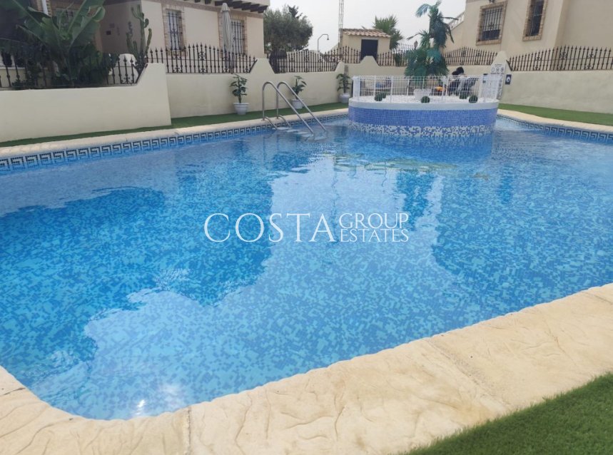 Odsprzedaż - Willa -
Orihuela - Orihuela Costa