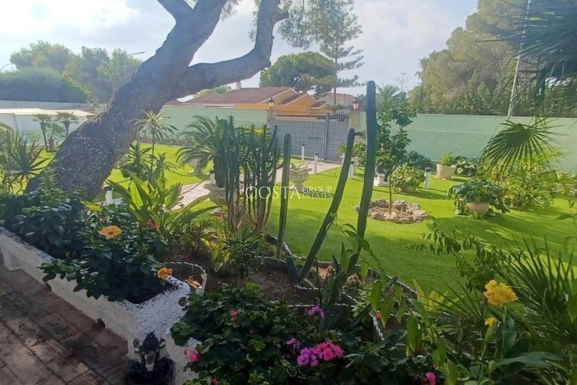 Odsprzedaż - Willa -
Orihuela - Orihuela Costa