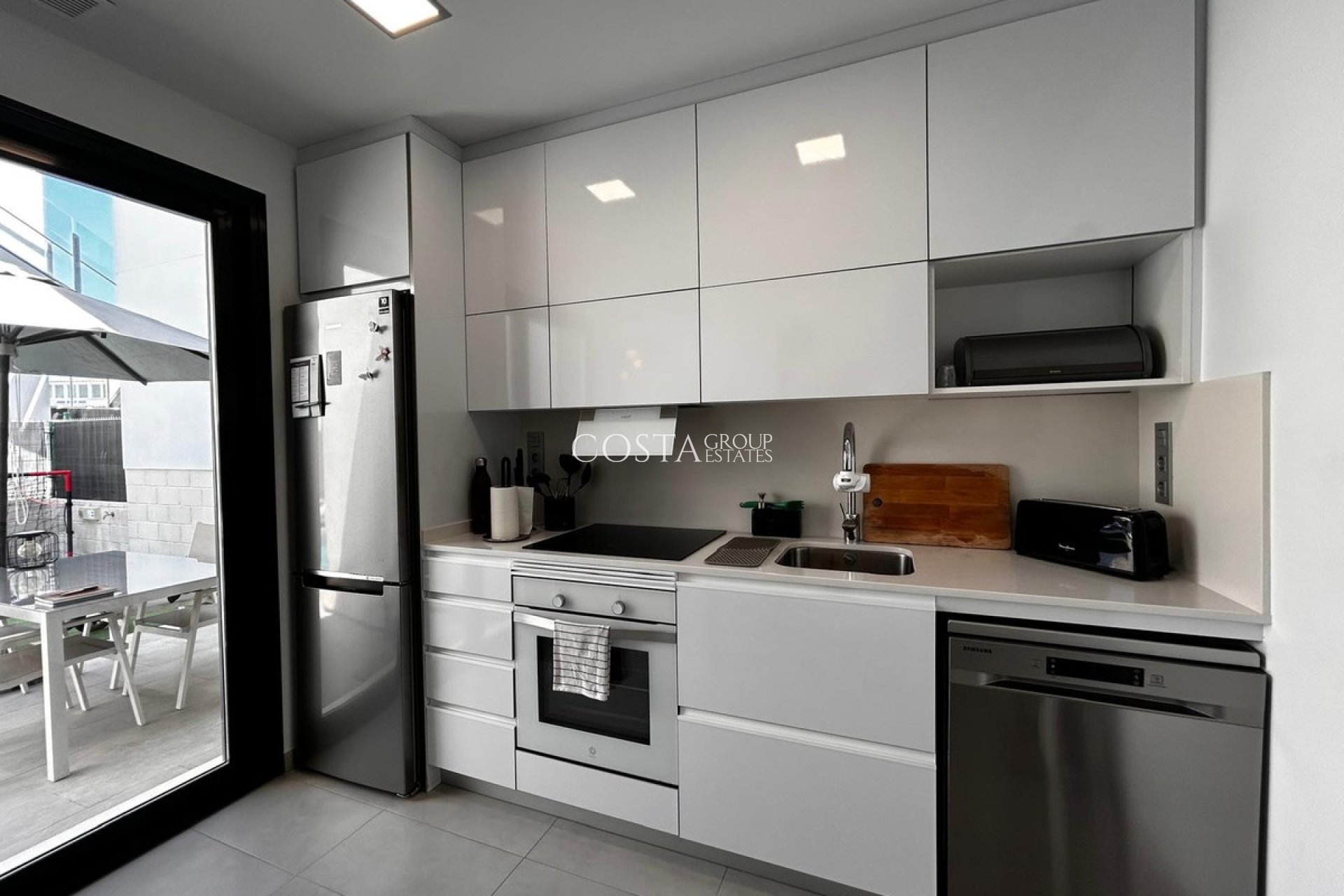 Odsprzedaż - Willa -
Orihuela - Orihuela Costa