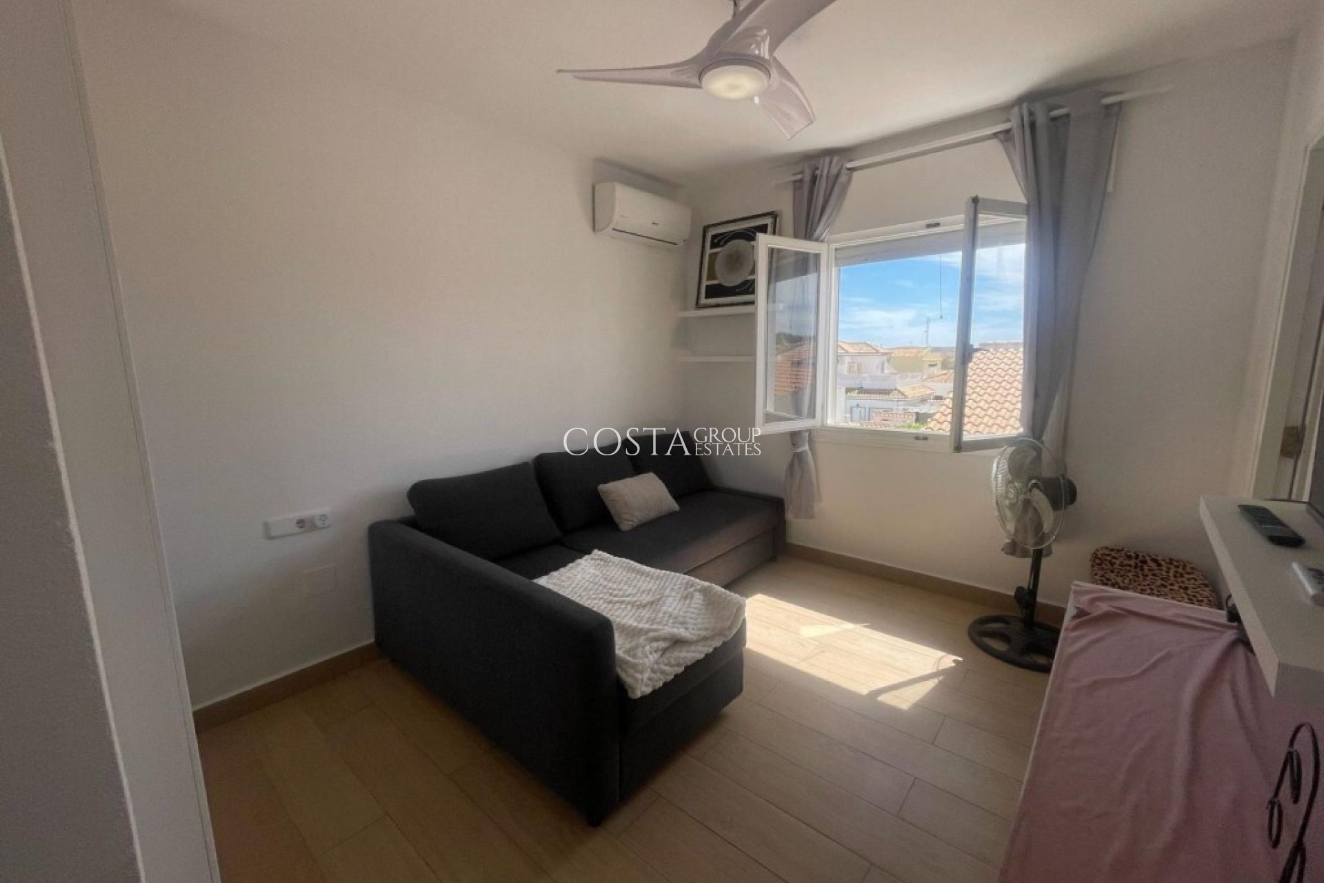 Odsprzedaż - Willa -
Orihuela - Playa Flamenca