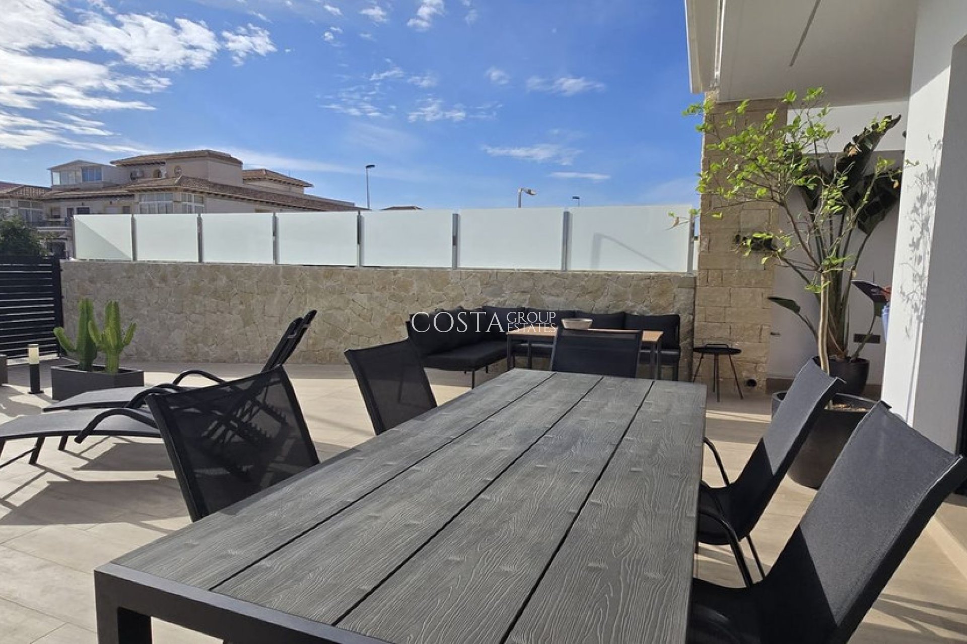 Odsprzedaż - Willa -
Orihuela - Punta Prima