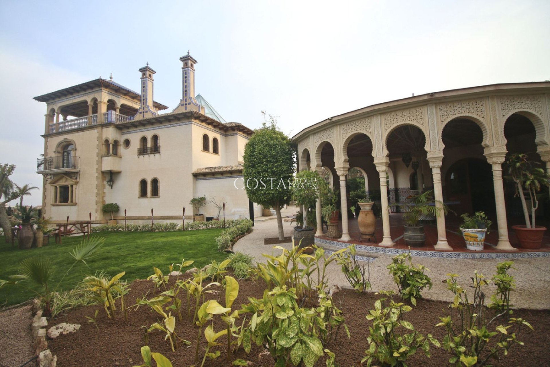 Odsprzedaż - Willa -
Orihuela - Villamartin