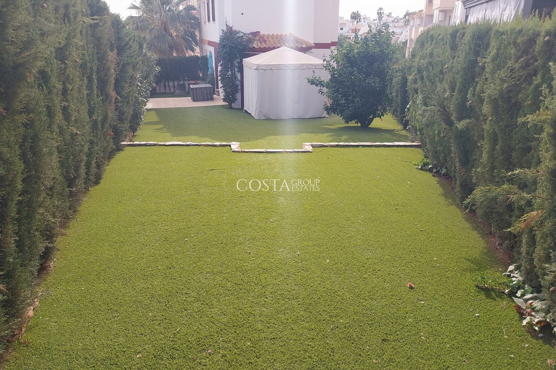 Odsprzedaż - Willa -
Orihuela - Villamartin