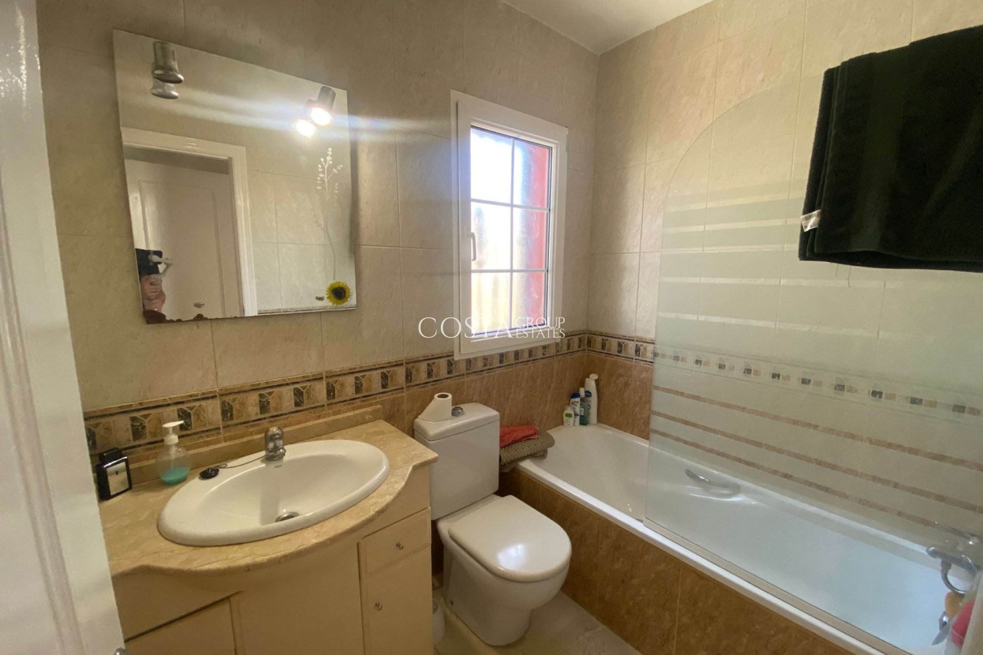 Odsprzedaż - Willa -
Orihuela - Villamartin