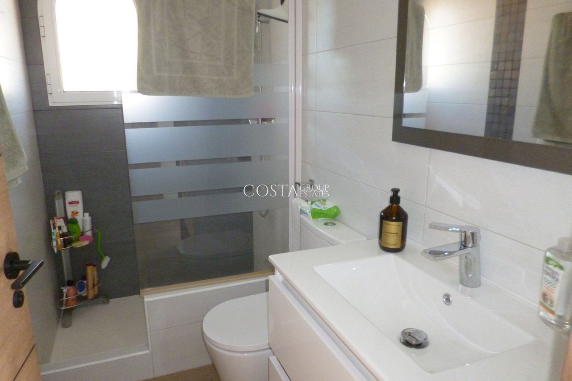 Odsprzedaż - Willa -
Pilar de la Horadada - Pilar de la Horadada Centro