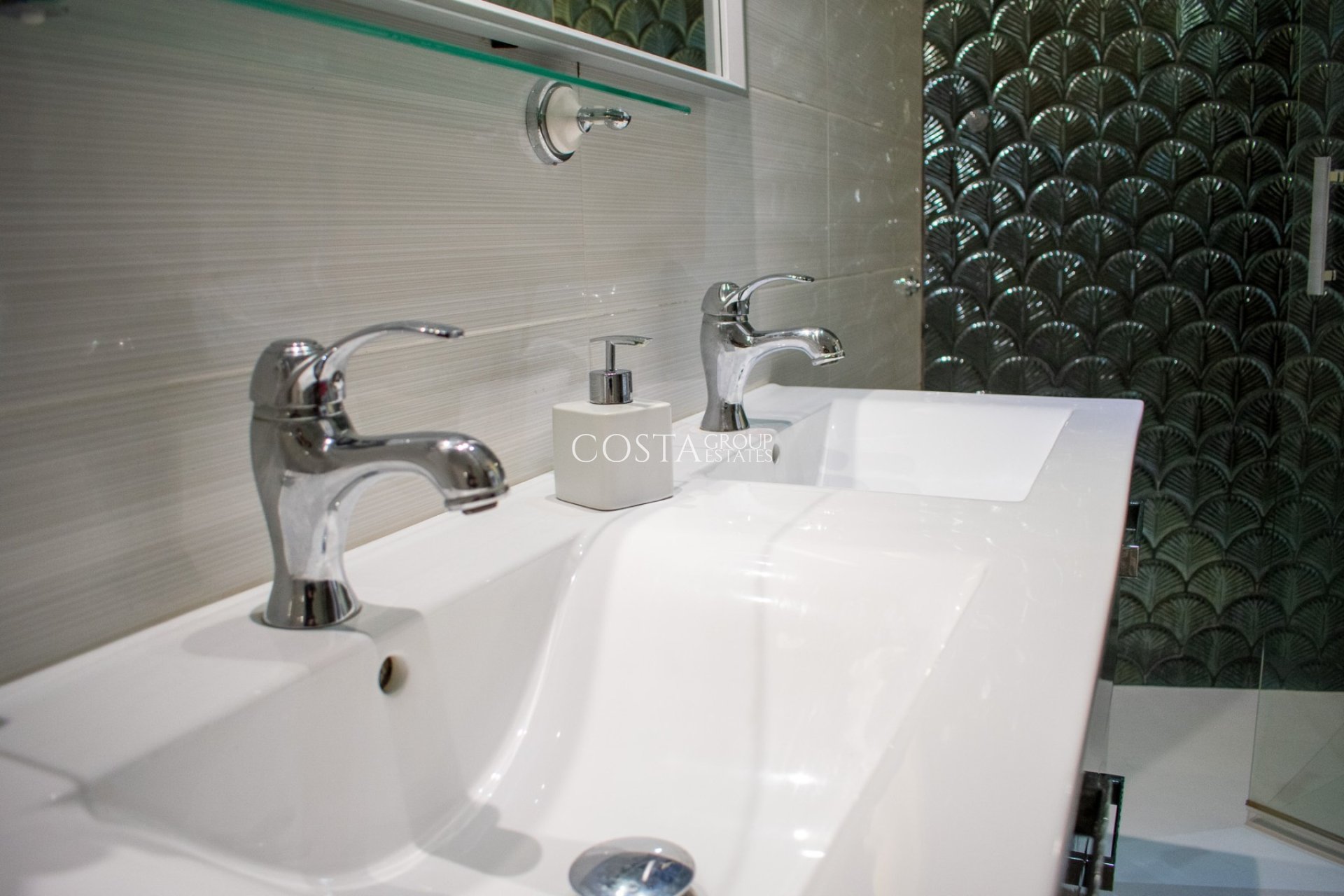 Odsprzedaż - Willa -
Pilar de la Horadada - Torre de la Horadada