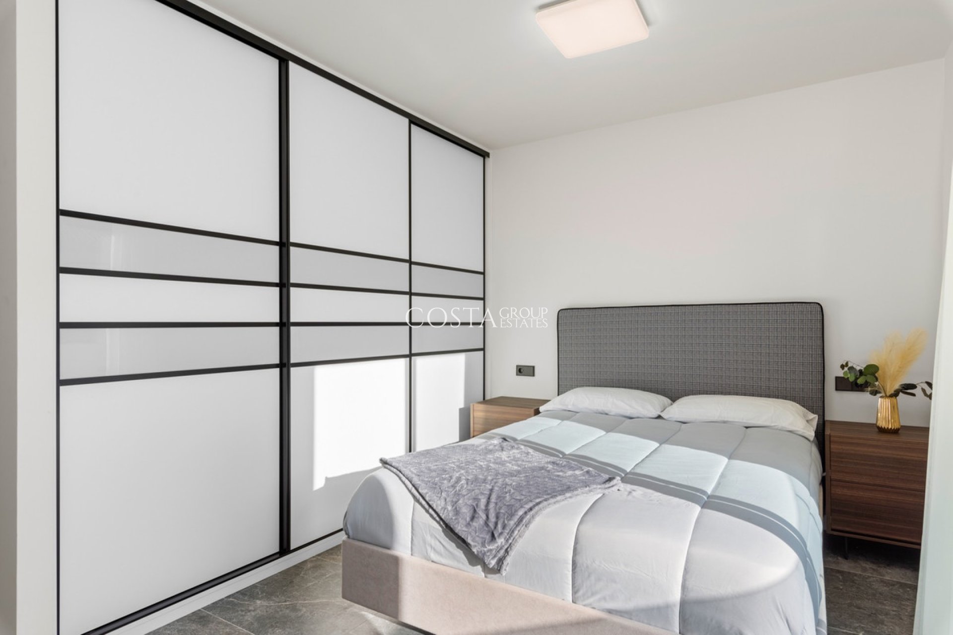 Odsprzedaż - Willa -
Pilar de la Horadada - Torre De La Horadada