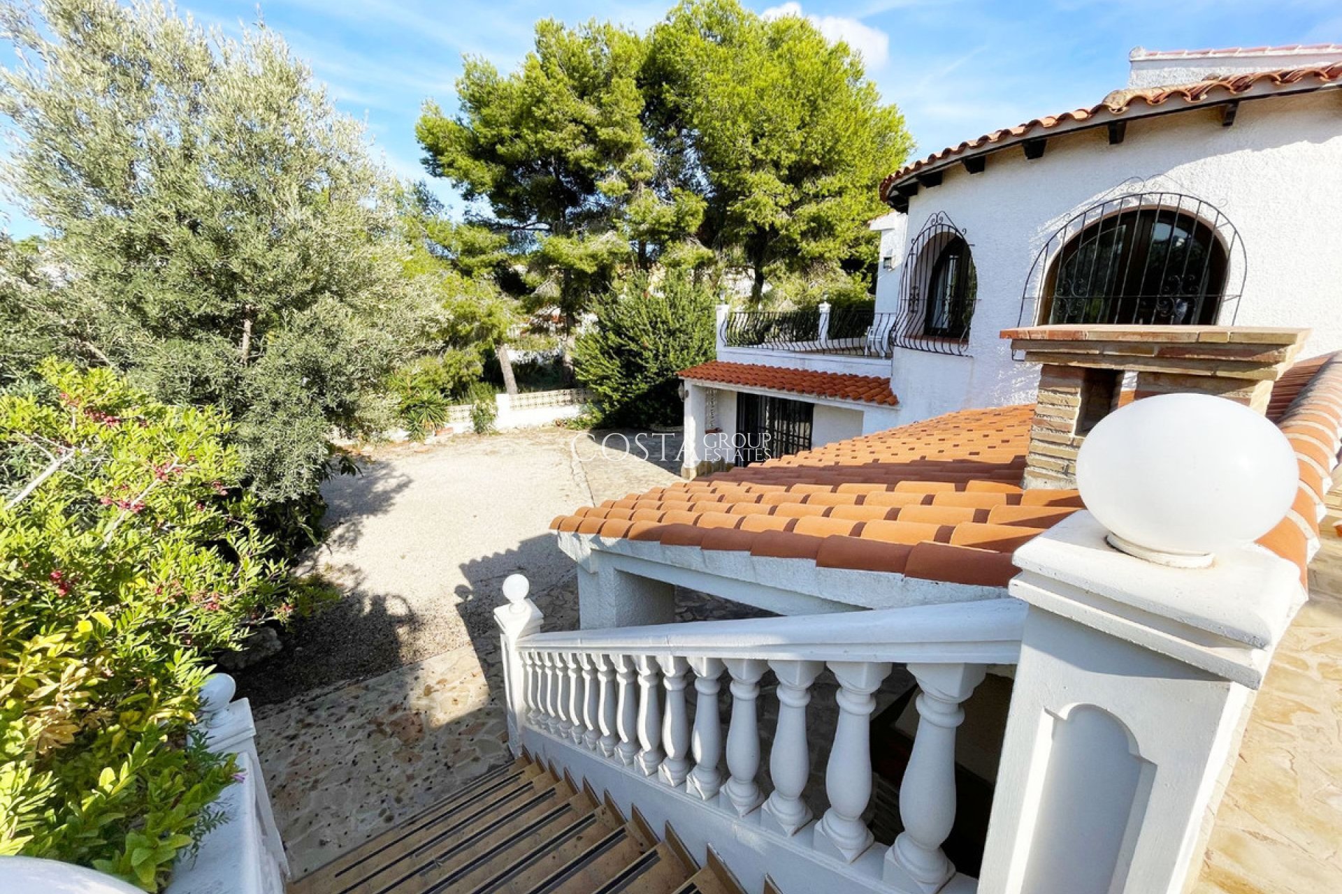 Odsprzedaż - Willa -
Pinoso - Los Pinos