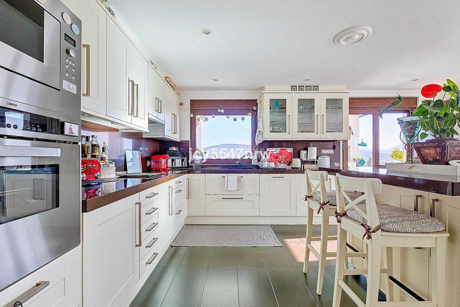 Odsprzedaż - Willa -
Pinoso - Pinoso Centro