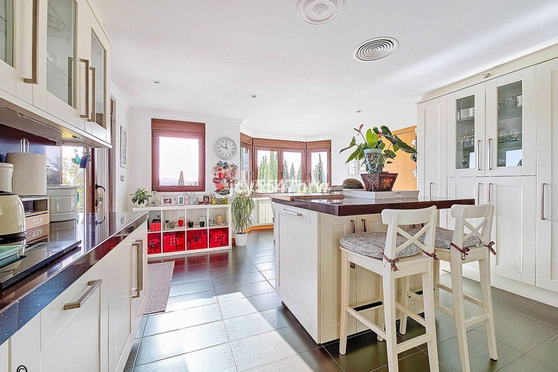 Odsprzedaż - Willa -
Pinoso - Pinoso Centro