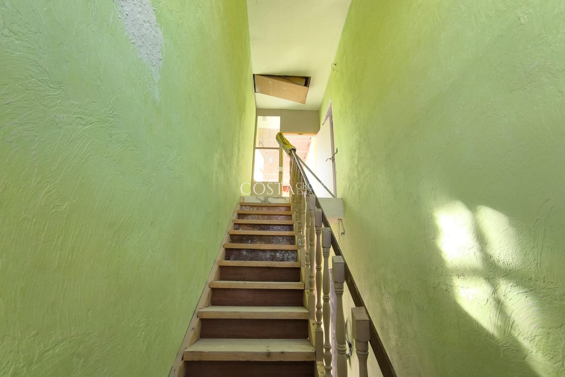 Odsprzedaż - Willa -
Pinoso - Pinoso Centro