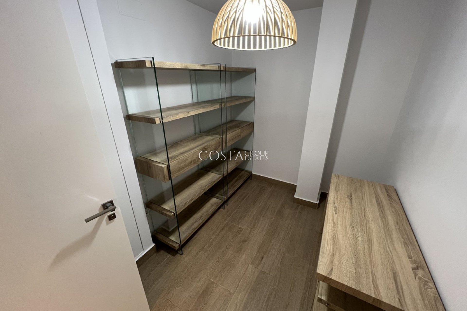 Odsprzedaż - Willa -
San Miguel de Salinas - San Miguel de Salinas Centro