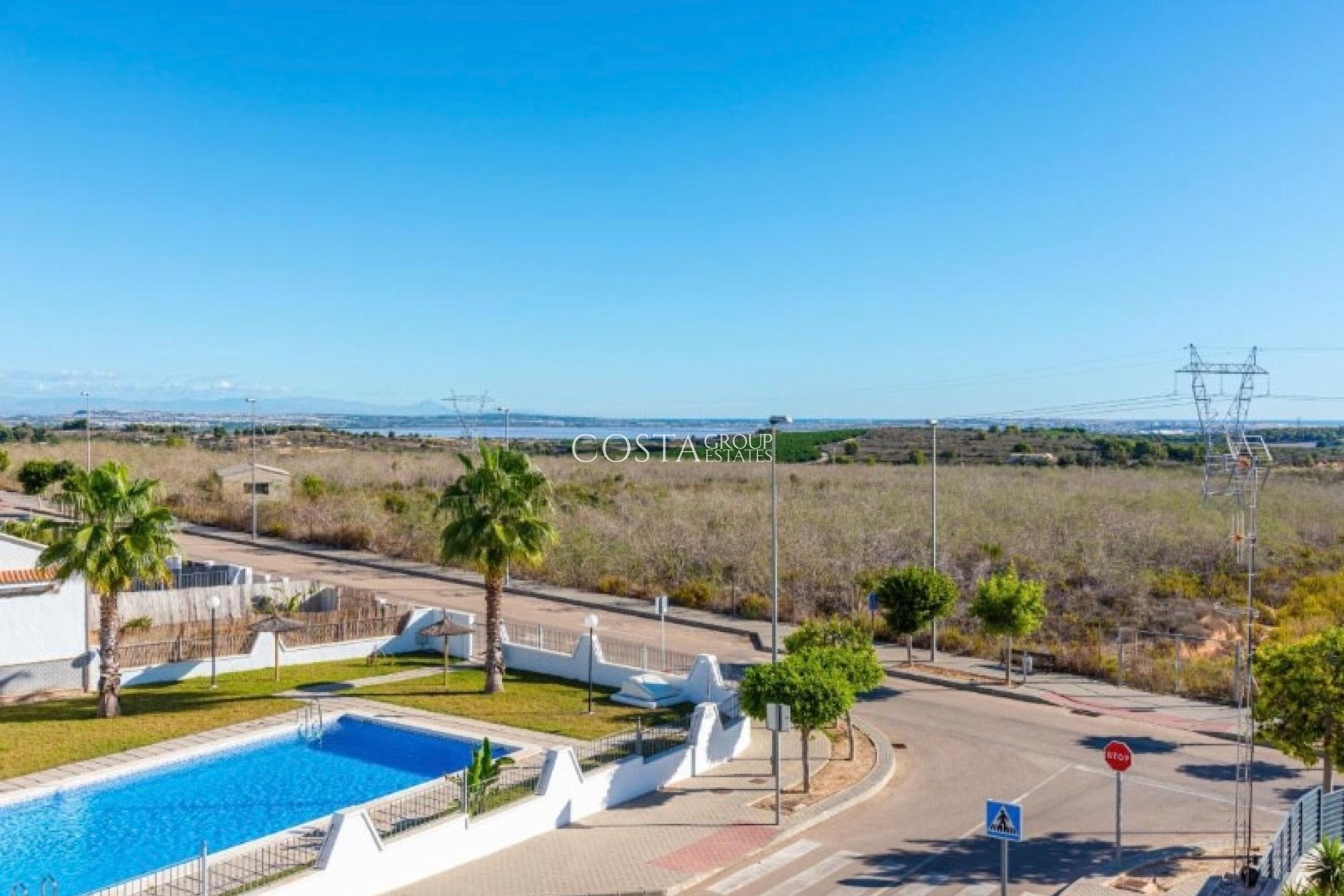 Odsprzedaż - Willa -
San Miguel de Salinas - San Miguel de Salinas Centro