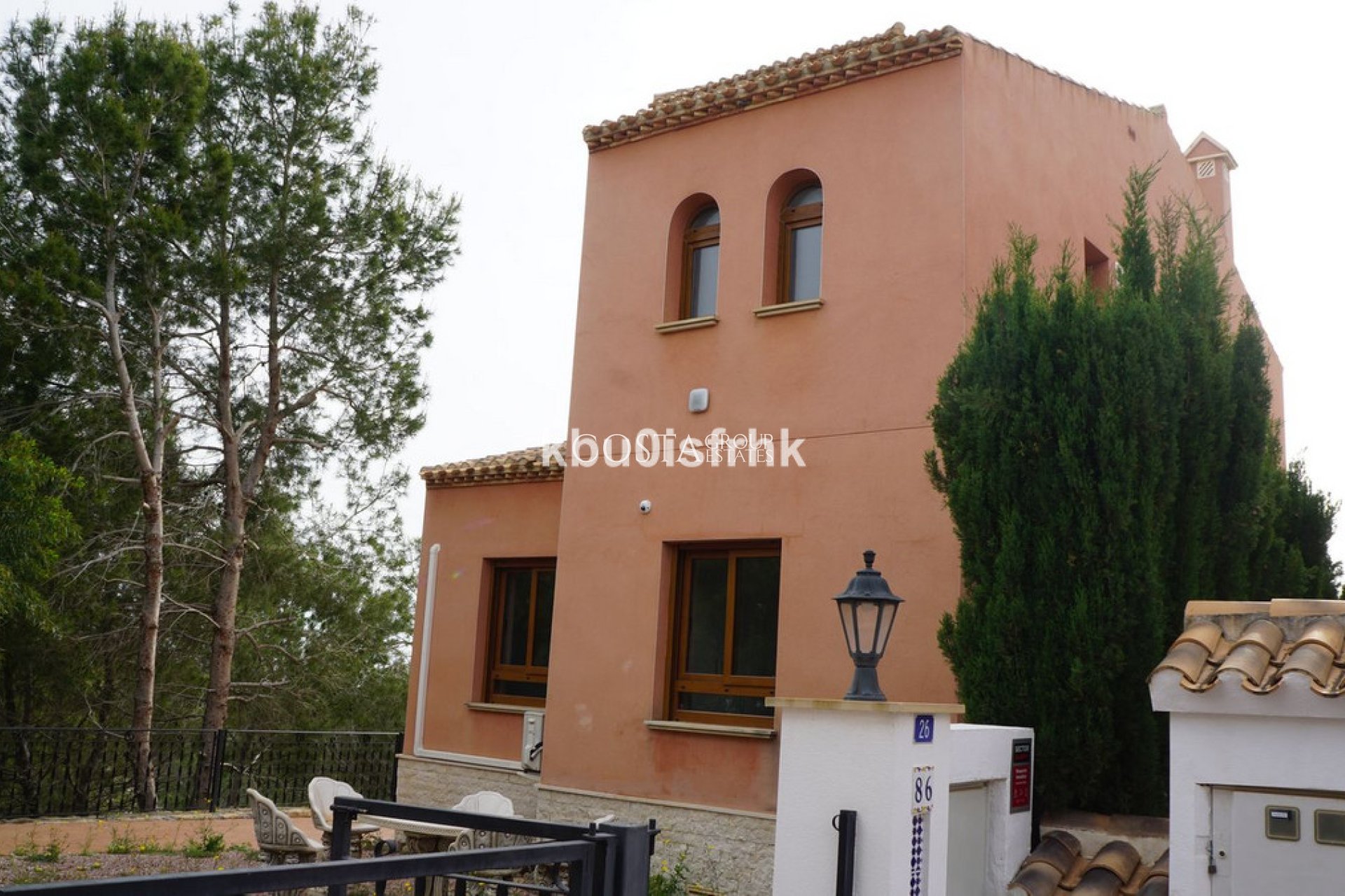 Odsprzedaż - Willa -
San Miguel de Salinas - San Miguel de Salinas Centro