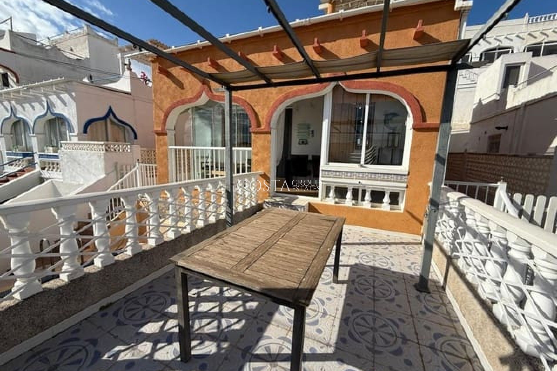 Odsprzedaż - Willa -
San Miguel de Salinas - San Miguel de Salinas Centro