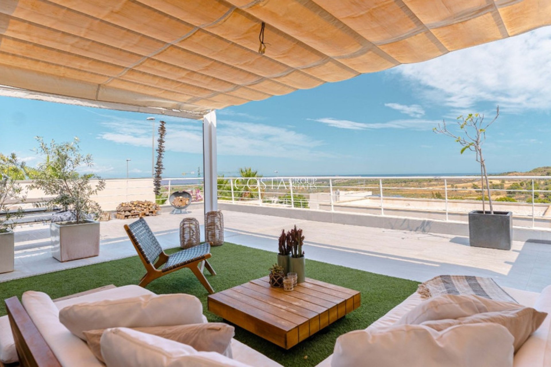 Odsprzedaż - Willa -
San Miguel de Salinas - San Miguel de Salinas Centro