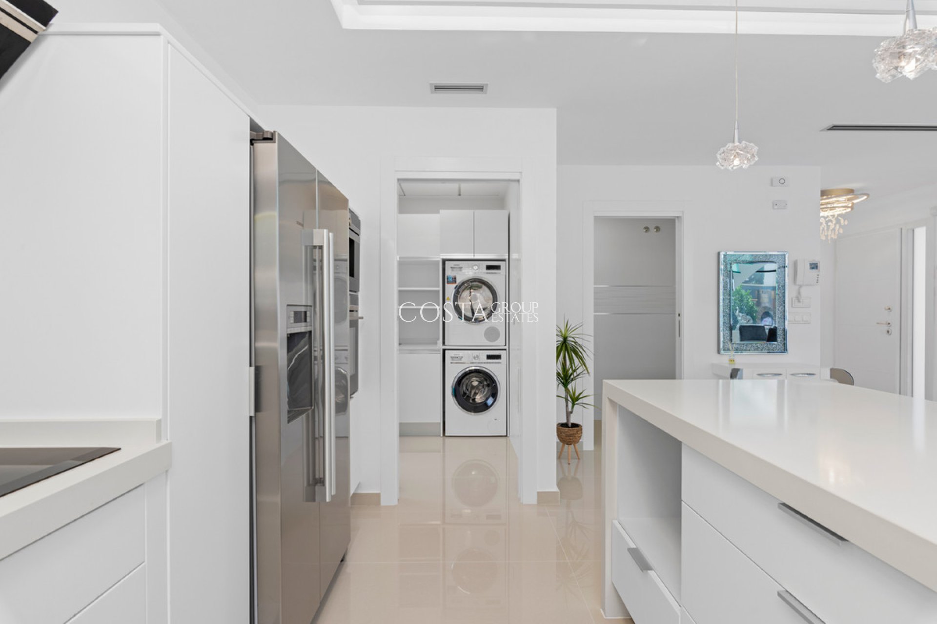 Odsprzedaż - Willa -
San Miguel de Salinas - San Miguel de Salinas Centro