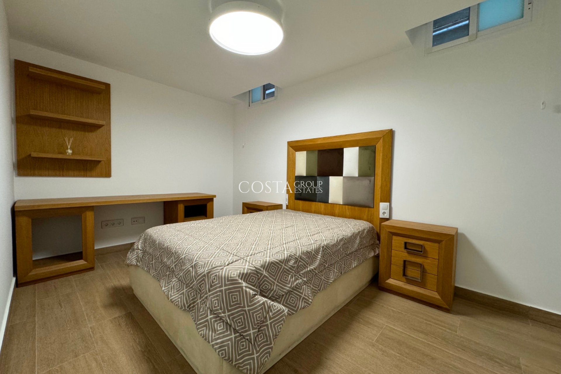 Odsprzedaż - Willa -
San Miguel de Salinas - San Miguel de Salinas Centro