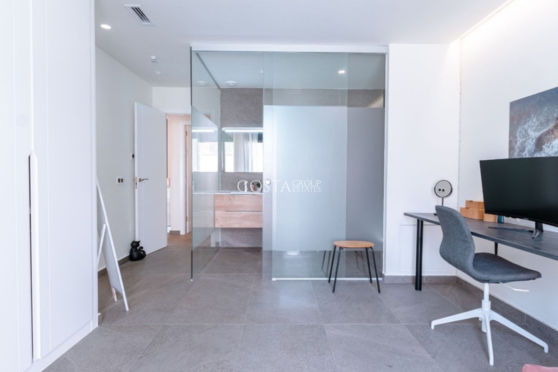 Odsprzedaż - Willa -
San Miguel de Salinas - San Miguel de Salinas Centro