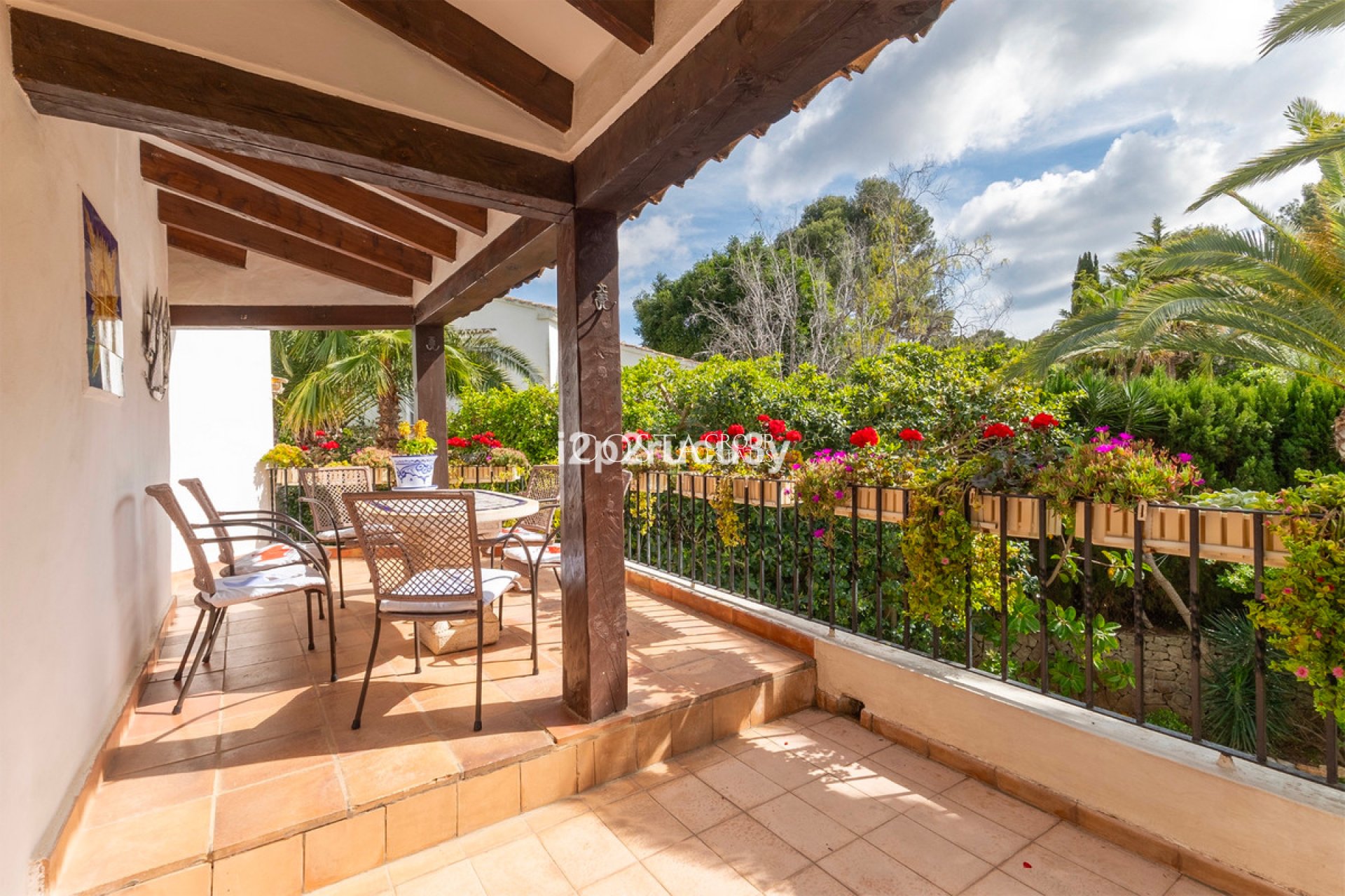 Odsprzedaż - Willa -
Teulada - Moraira