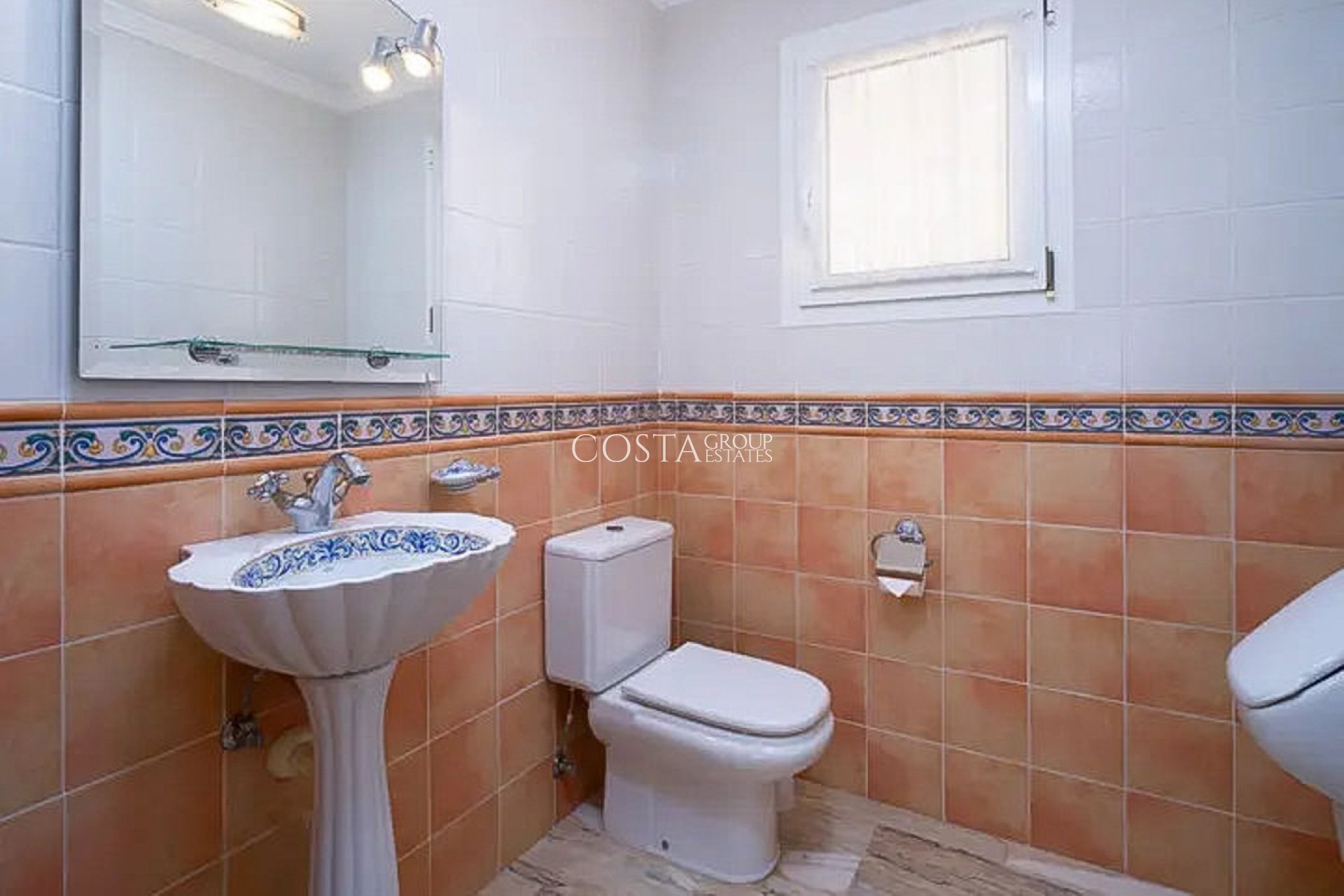 Odsprzedaż - Willa -
Teulada - Moraira