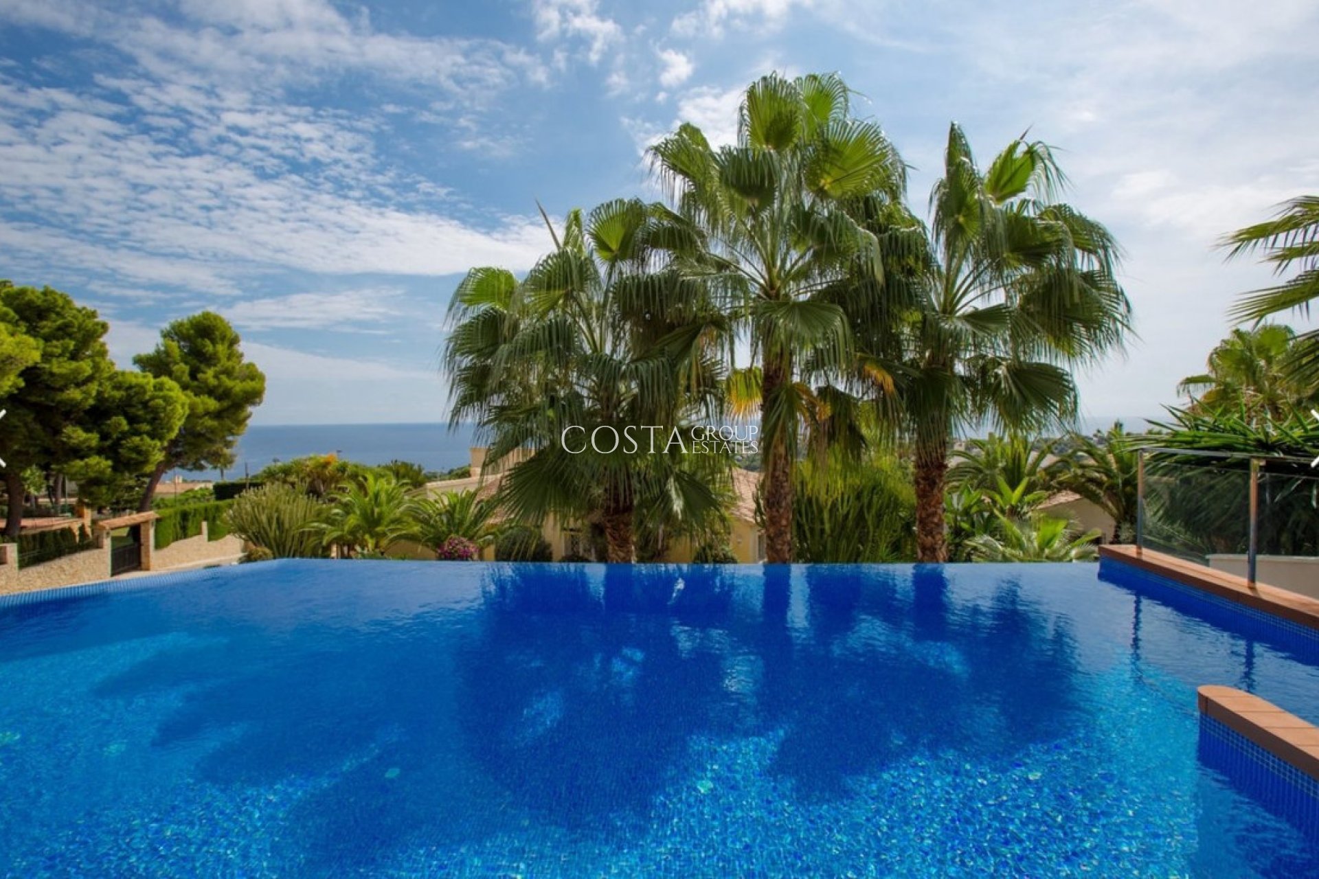 Odsprzedaż - Willa -
Teulada - Moraira