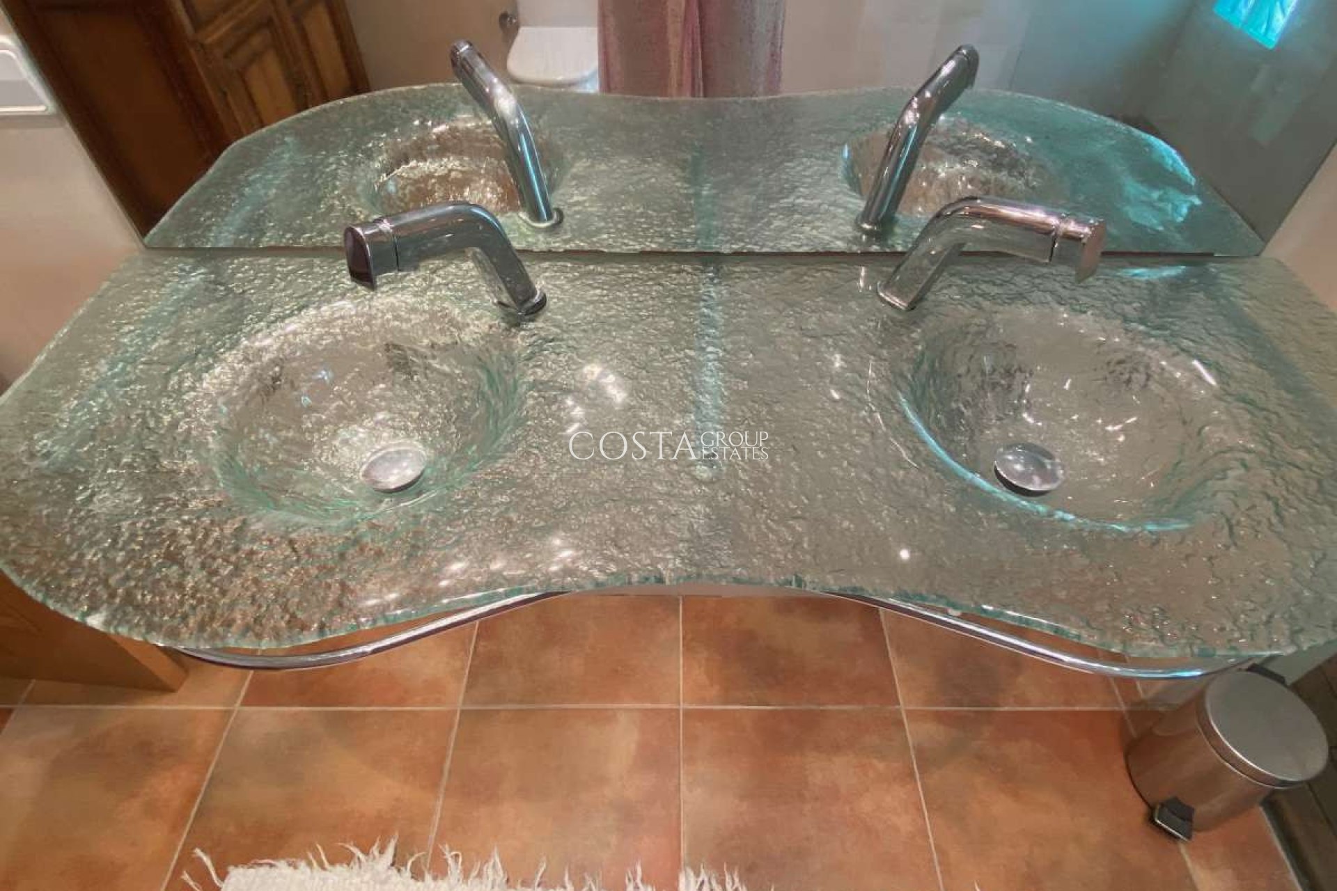 Odsprzedaż - Willa -
Teulada - Moraira