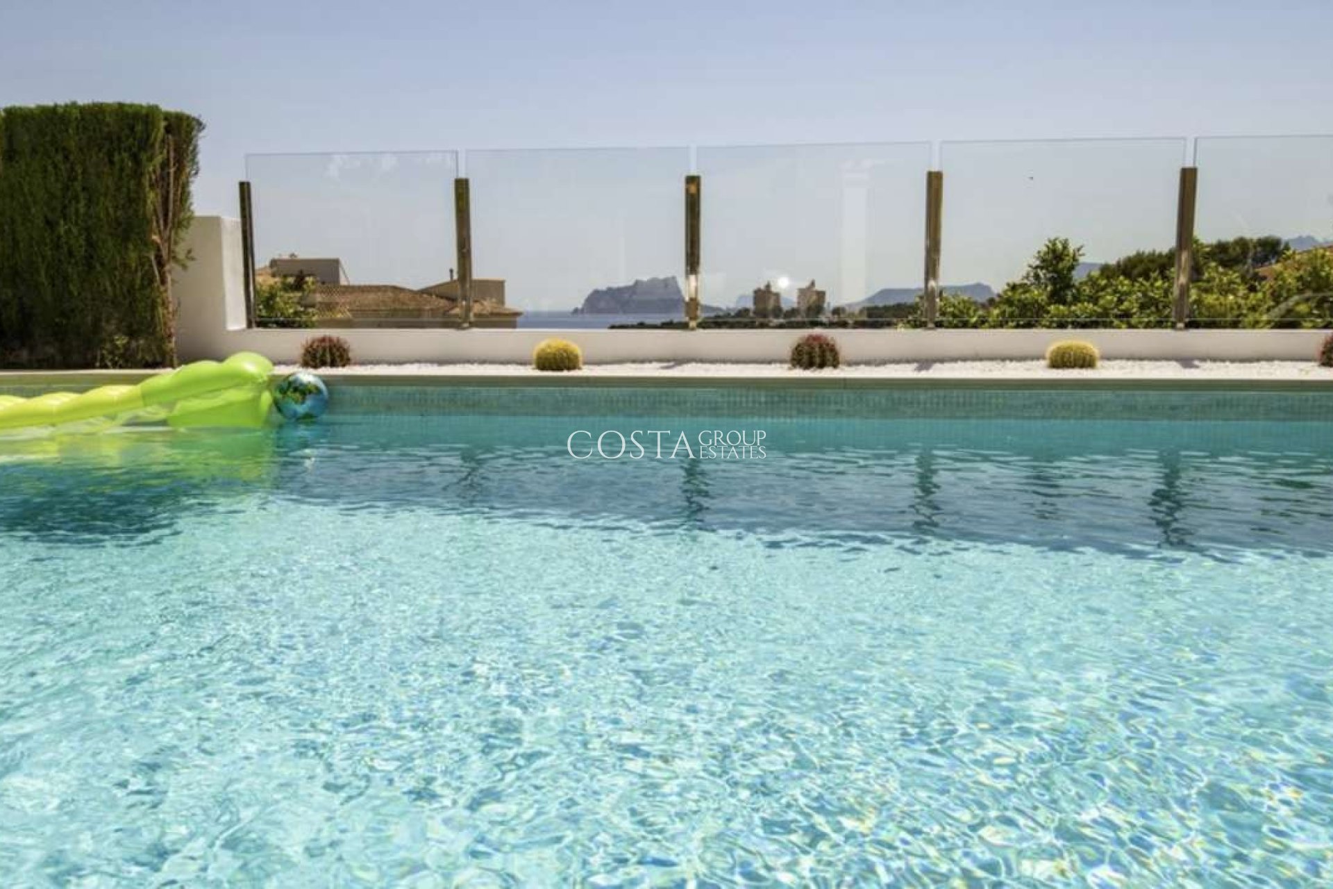 Odsprzedaż - Willa -
Teulada - Moraira