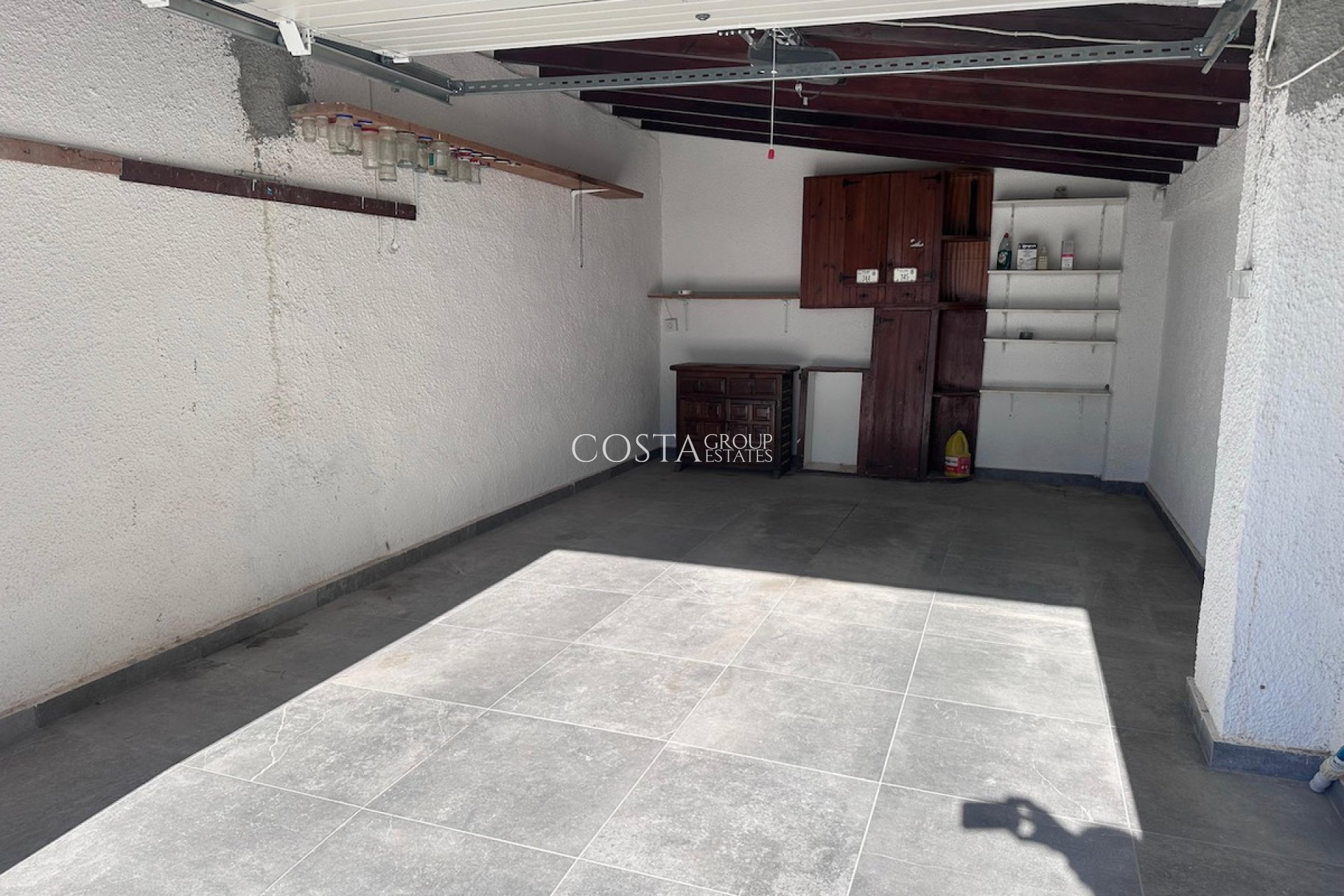 Odsprzedaż - Willa -
Teulada - Moraira