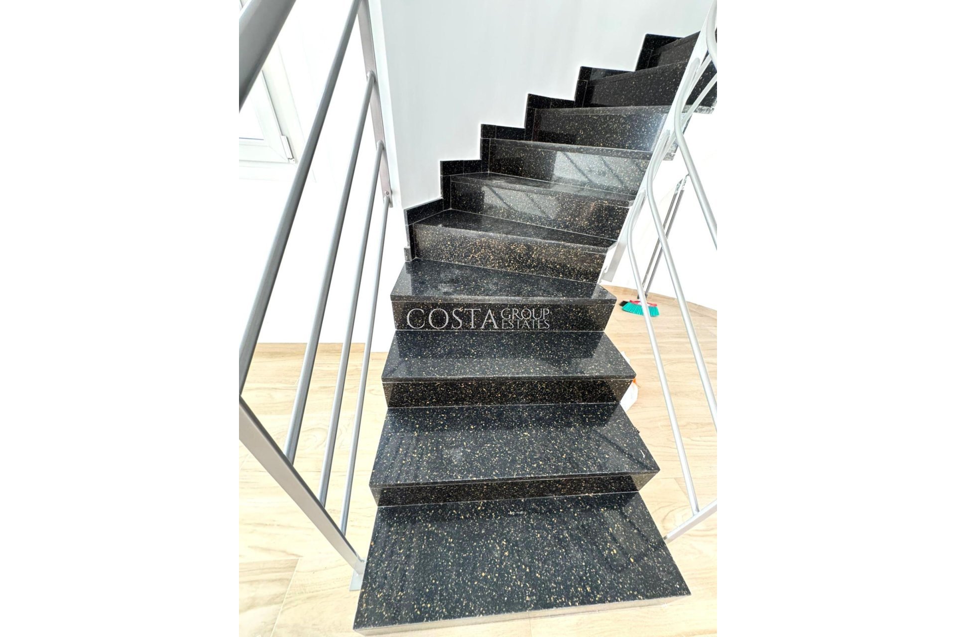 Odsprzedaż - Willa -
Torrevieja - Aguas Nuevas