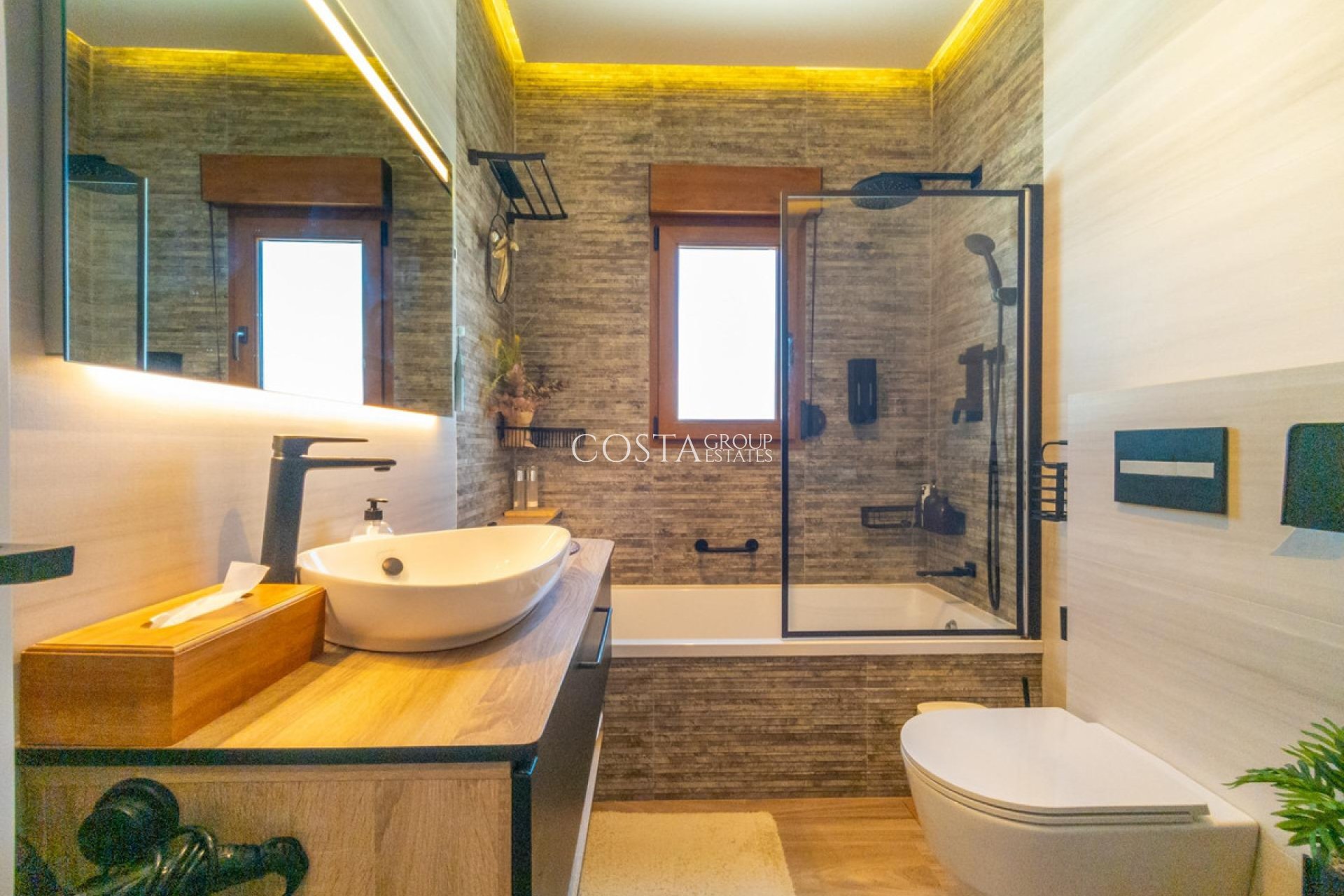 Odsprzedaż - Willa -
Torrevieja - El Chaparral