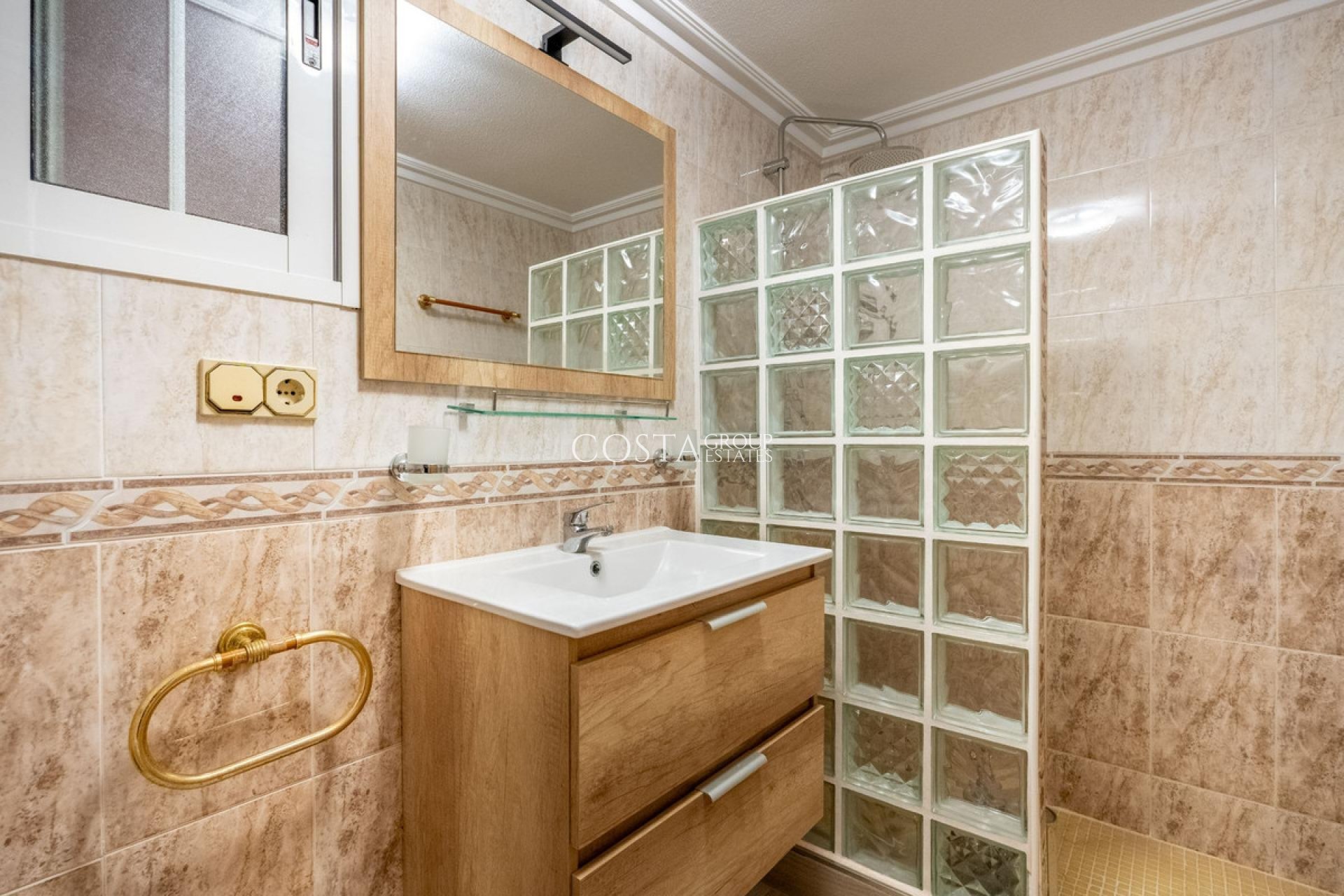 Odsprzedaż - Willa -
Torrevieja - El Chaparral