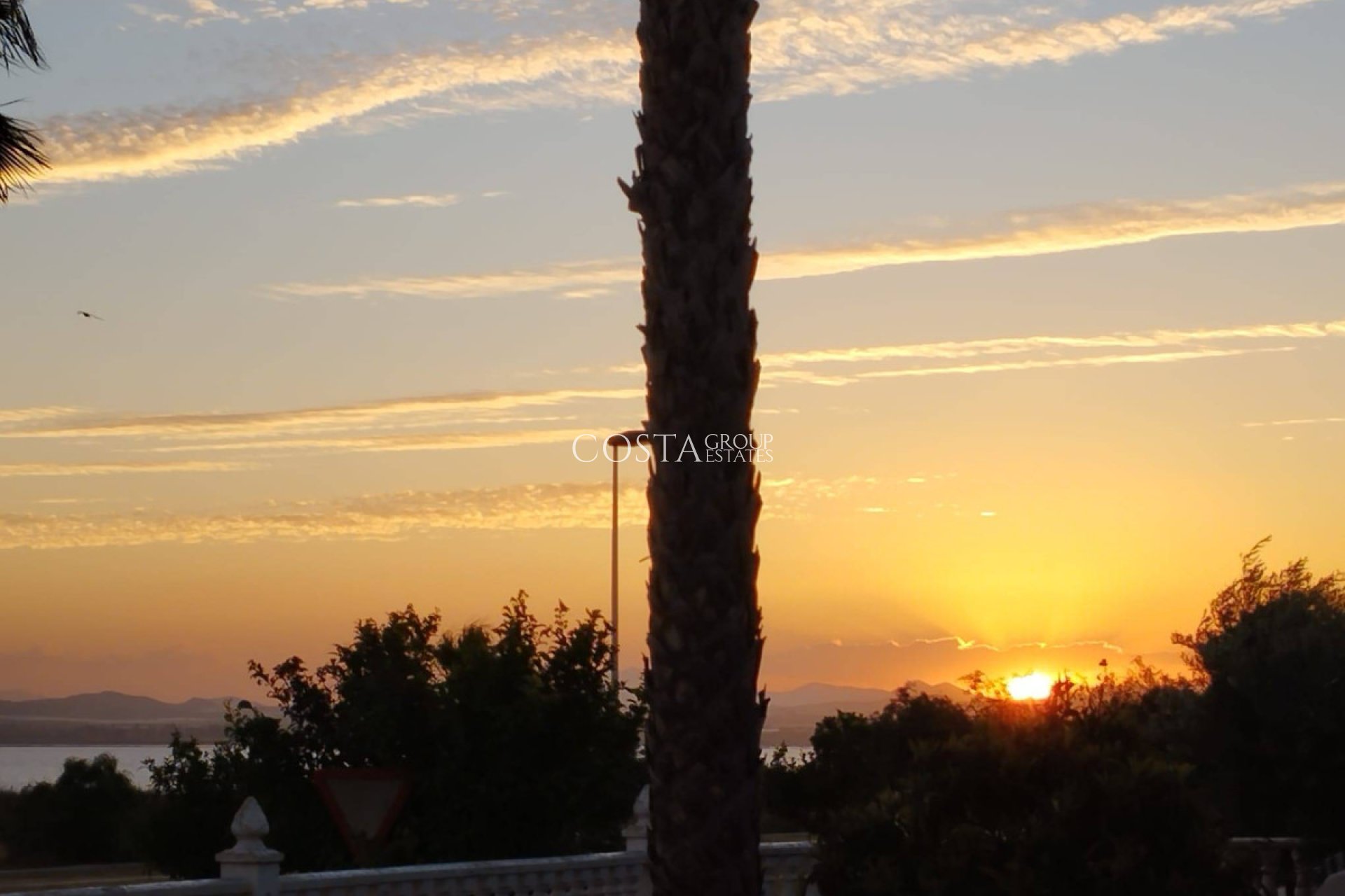 Odsprzedaż - Willa -
Torrevieja - La Siesta