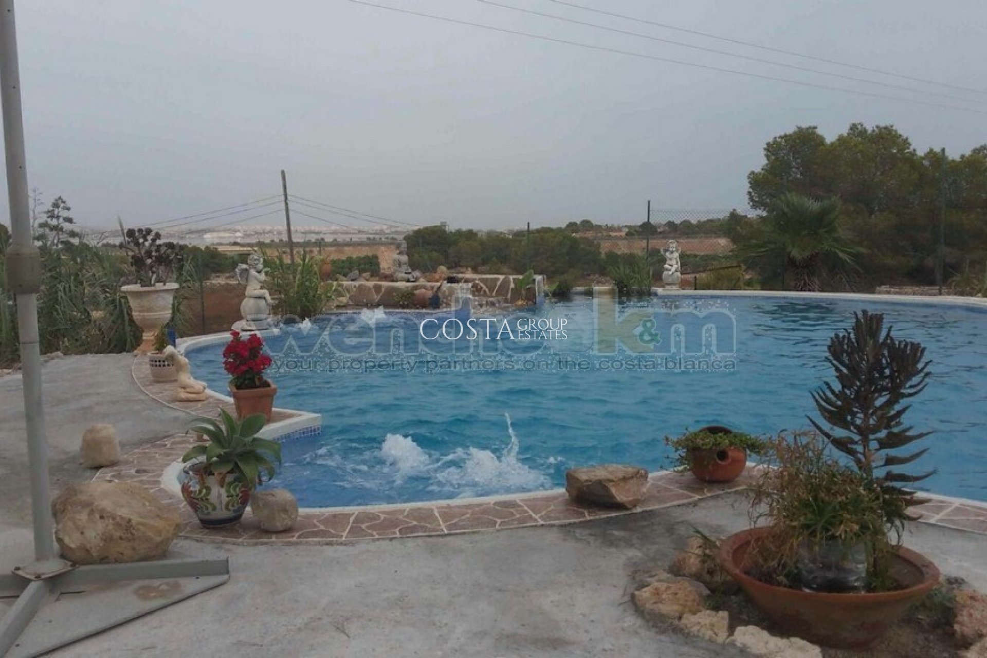 Odsprzedaż - Willa -
Torrevieja - Los Balcones