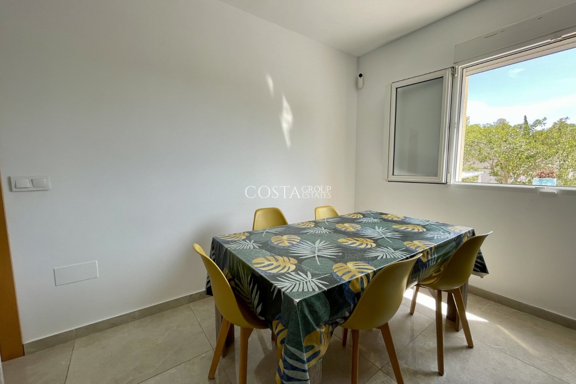 Odsprzedaż - Willa -
Torrevieja - Los Balcones