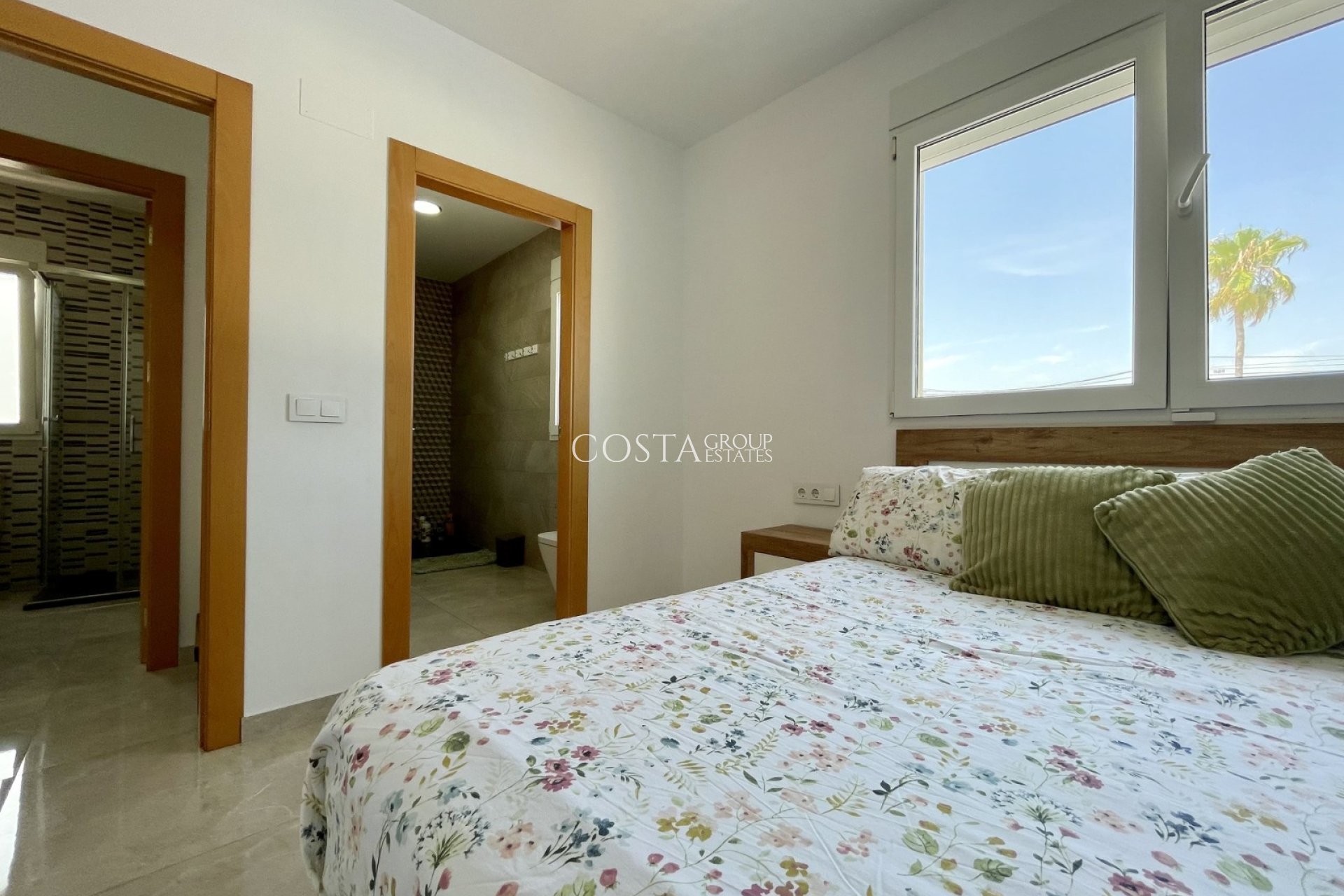 Odsprzedaż - Willa -
Torrevieja - Los Balcones