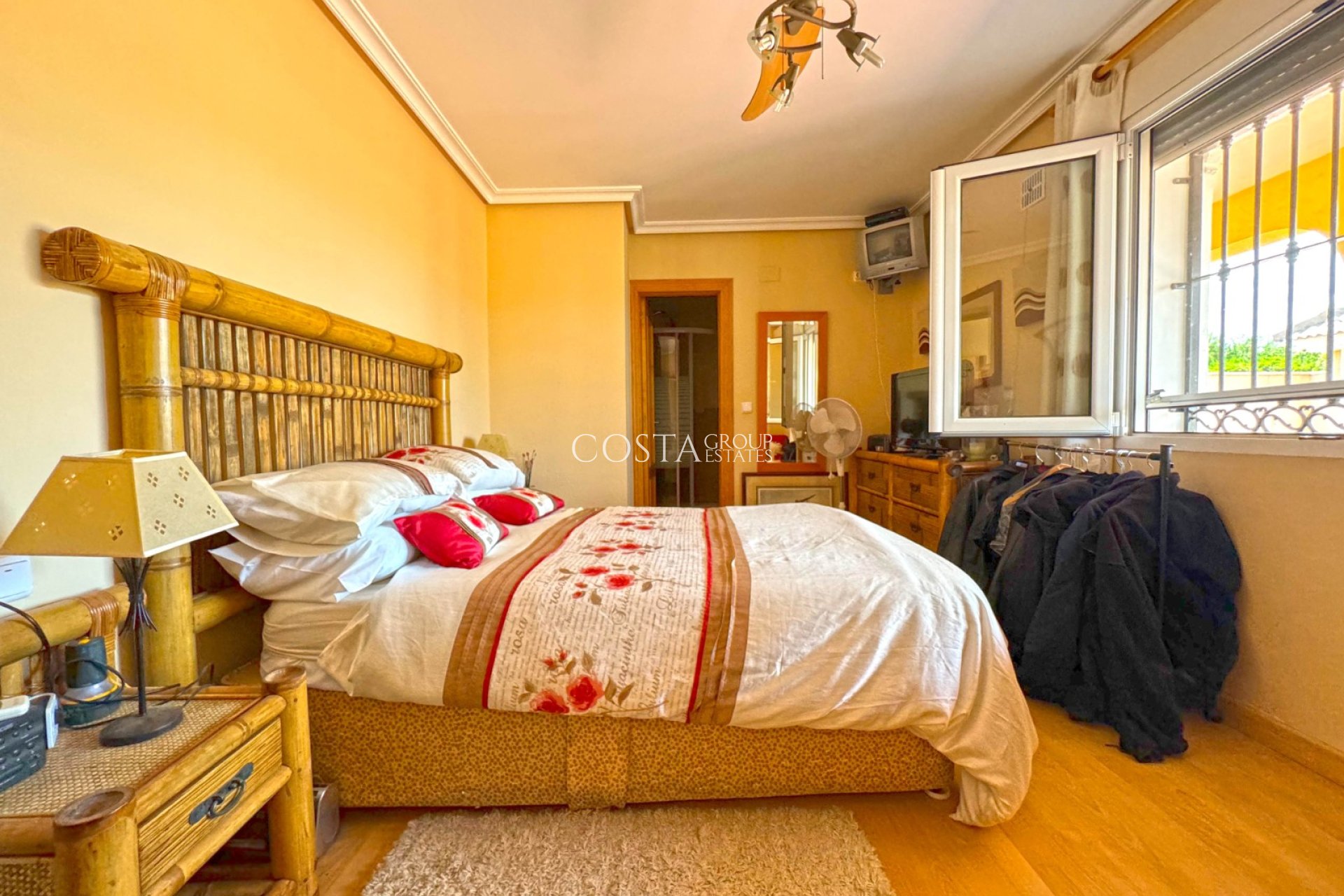 Odsprzedaż - Willa -
Torrevieja - Los Balcones