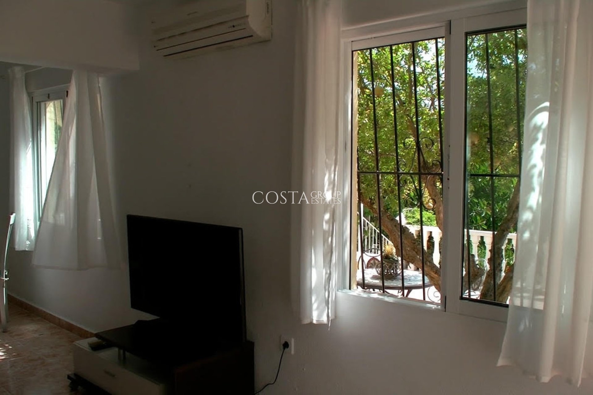 Odsprzedaż - Willa -
Torrevieja - Torrevieja Centro