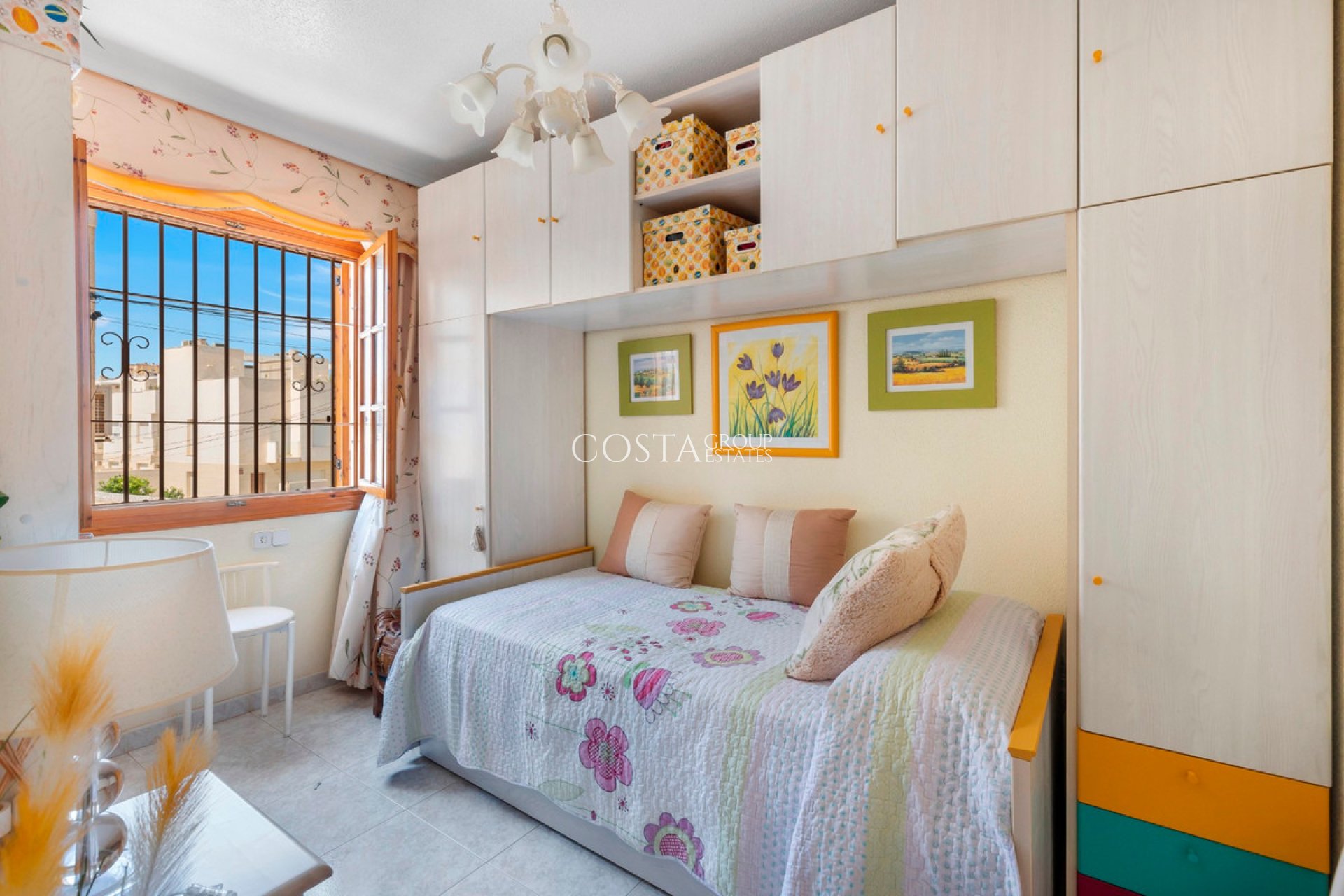 Odsprzedaż - Willa -
Torrevieja - Torrevieja Centro