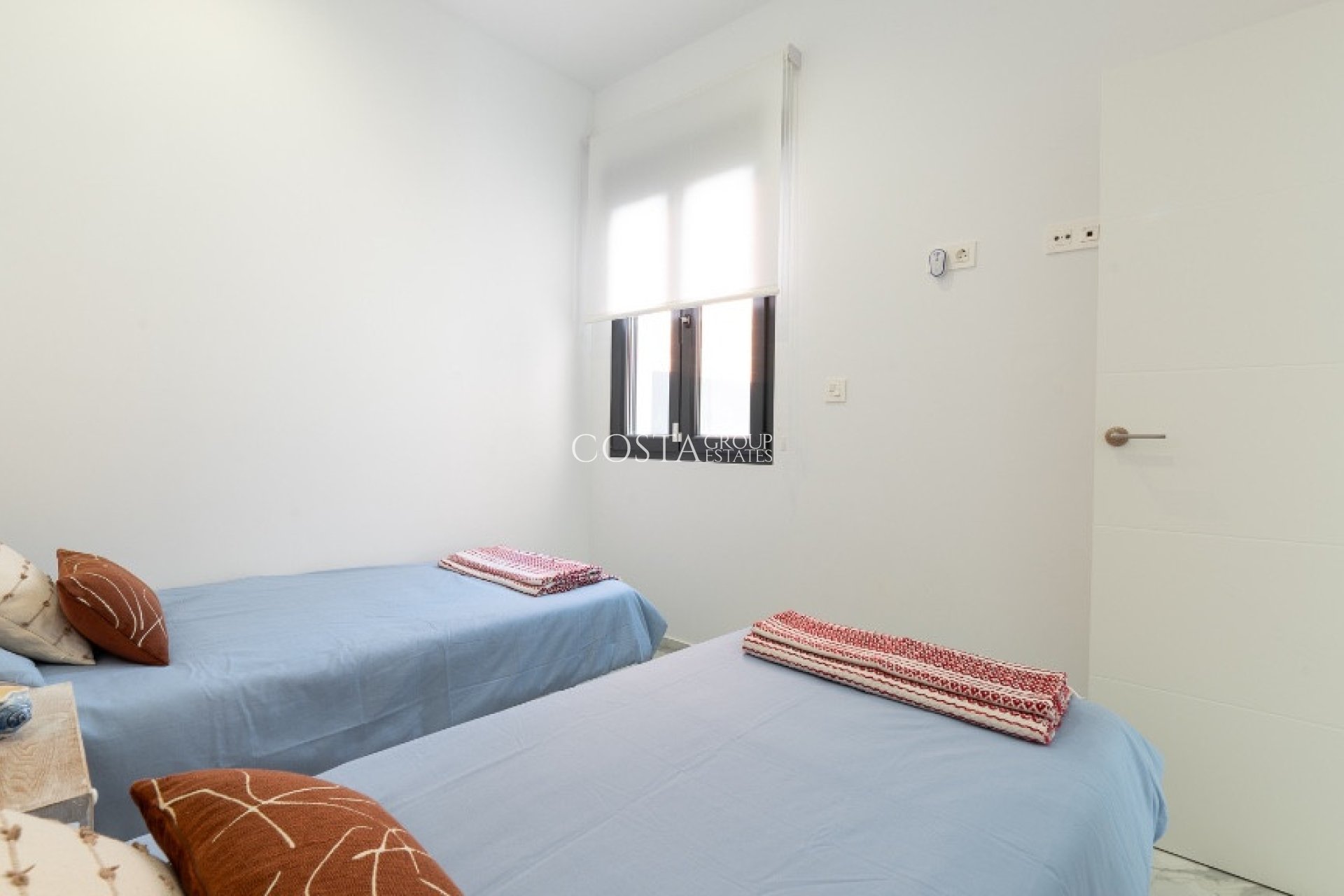 Odsprzedaż - Willa -
Torrevieja - Torrevieja Centro